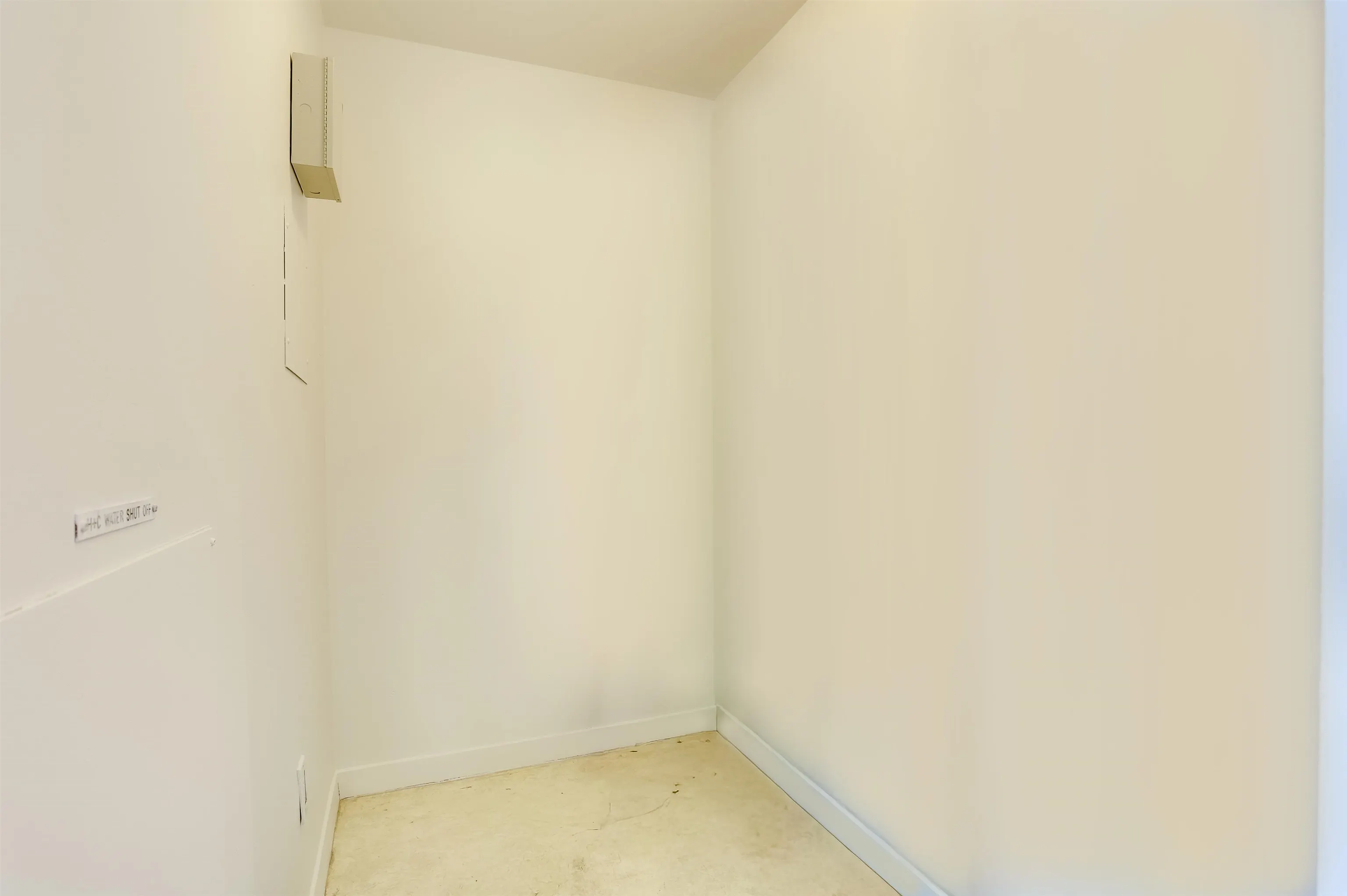 1009 Expo Boulevard #2008