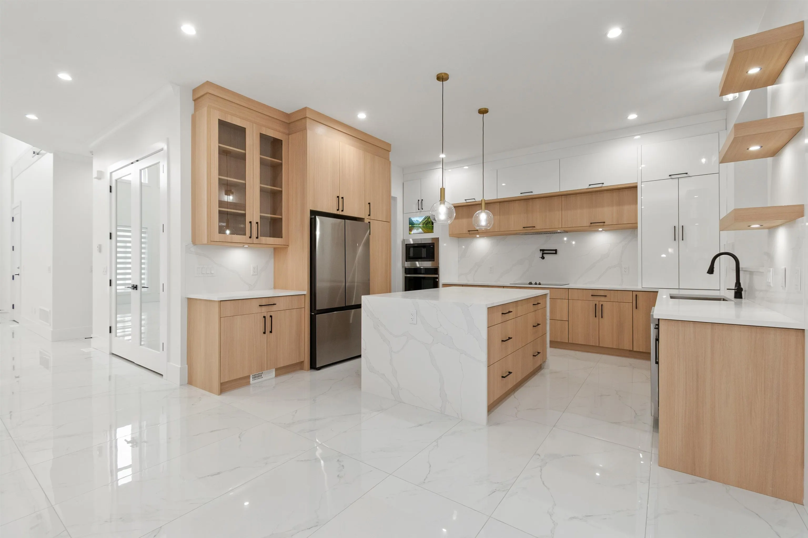 2612 Terminal Court