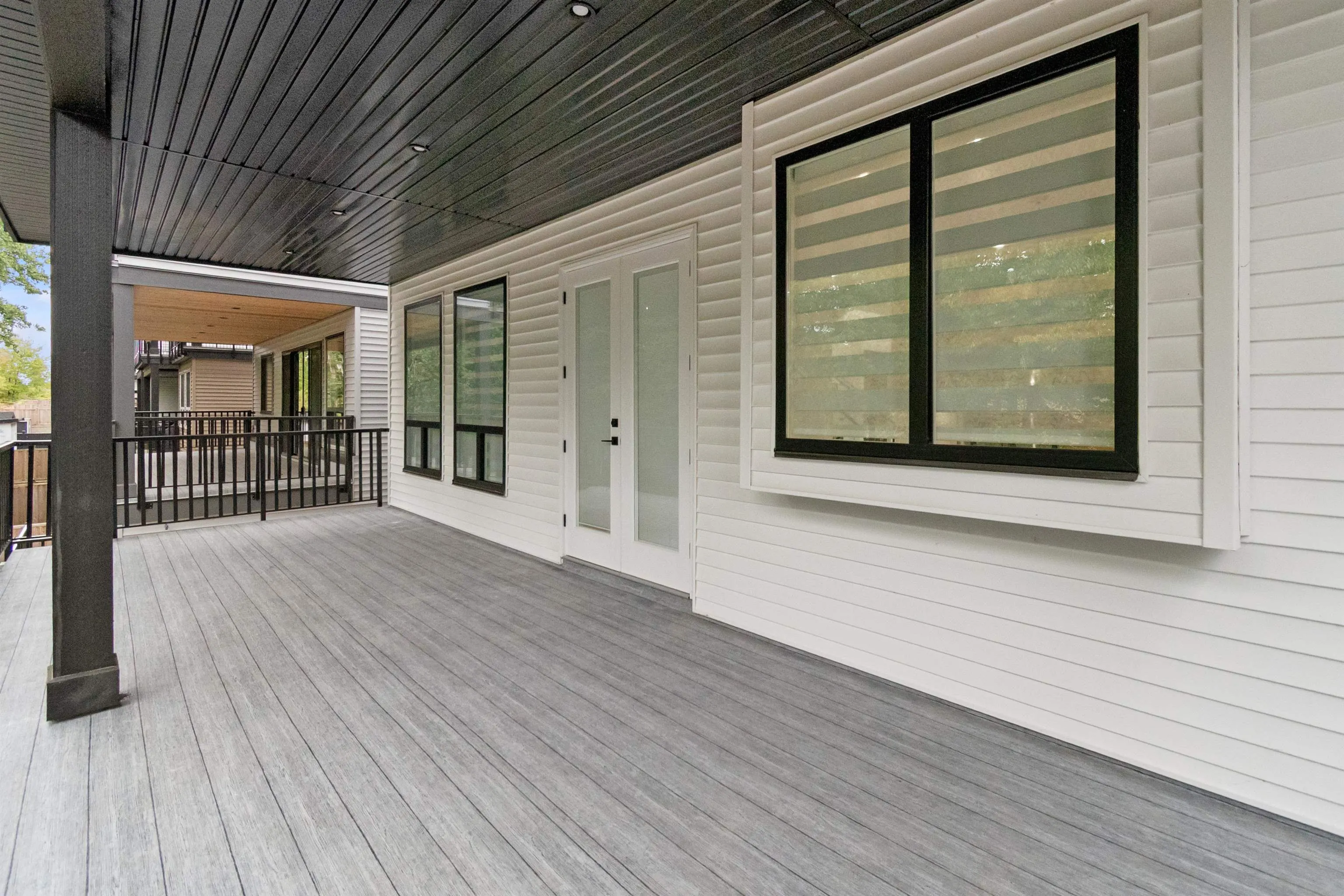 2612 Terminal Court