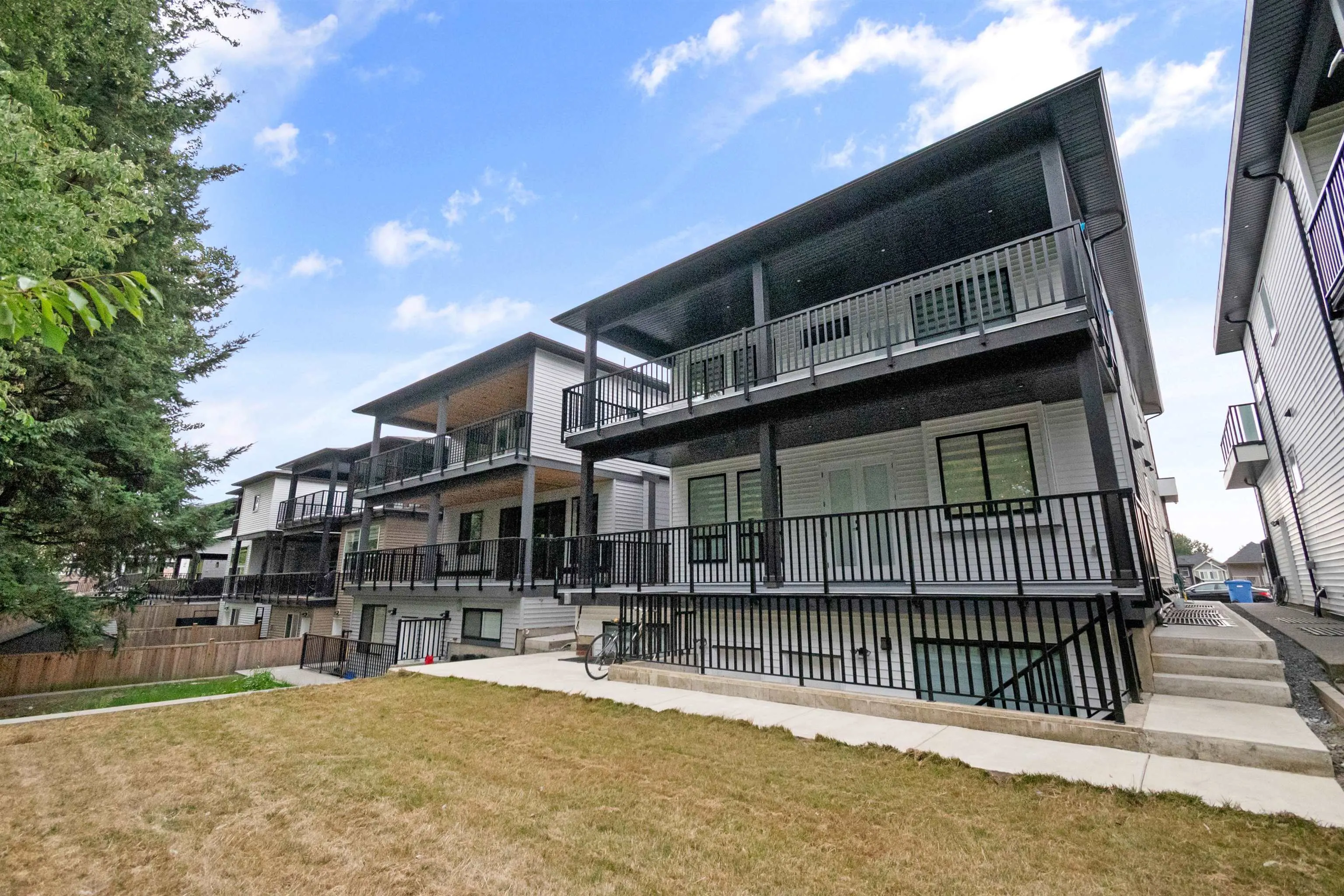 2612 Terminal Court