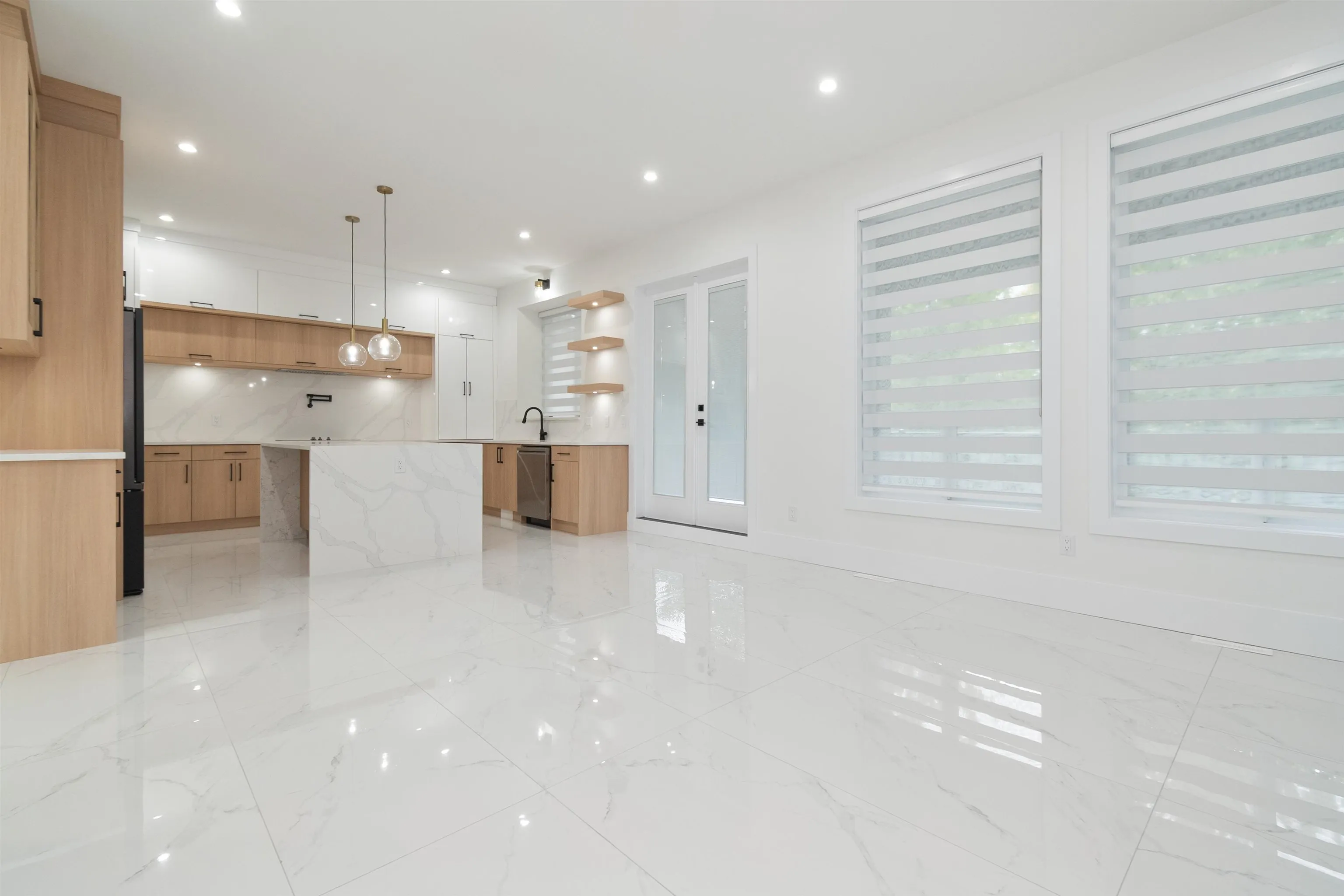 2612 Terminal Court