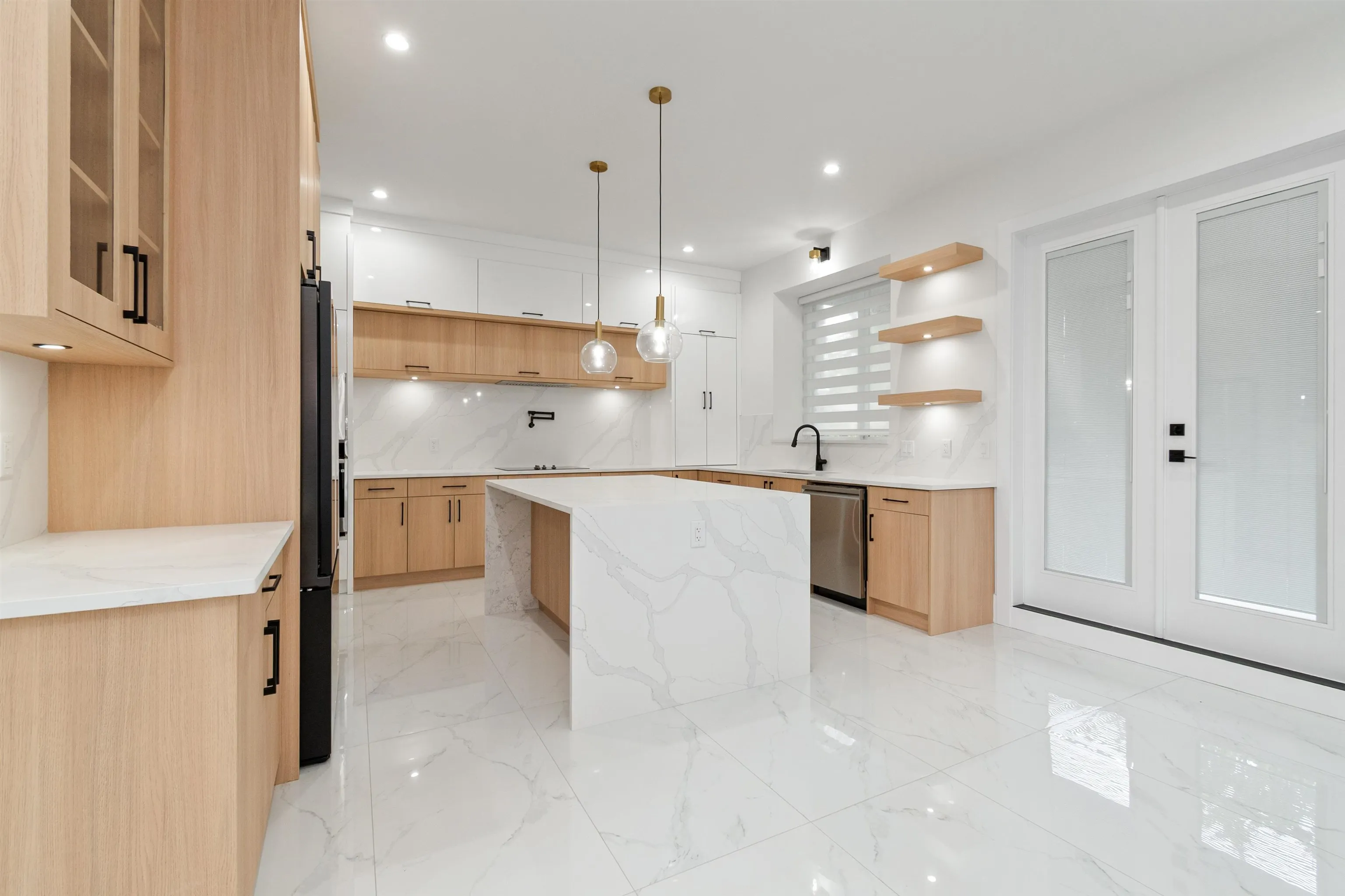 2612 Terminal Court