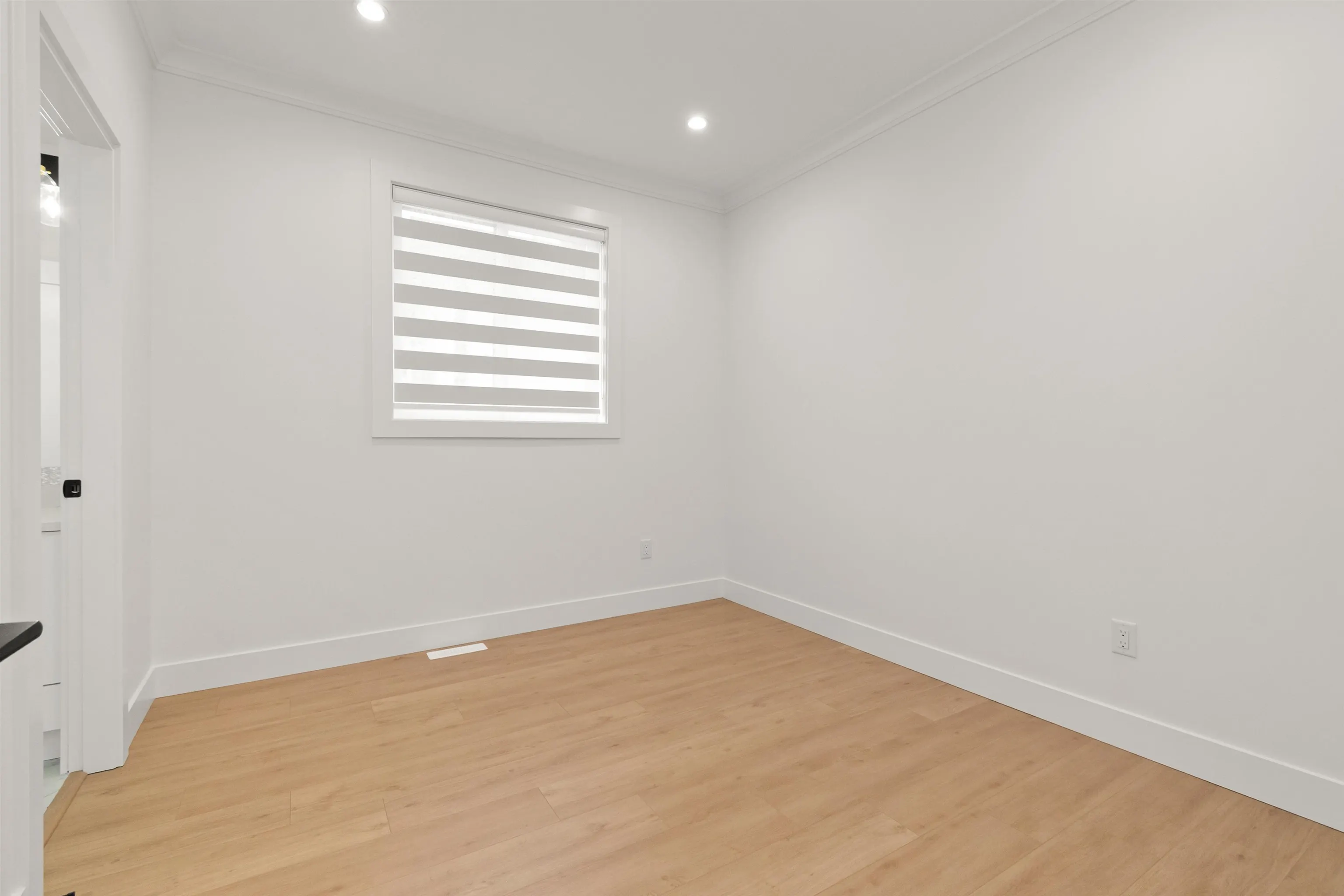 2612 Terminal Court