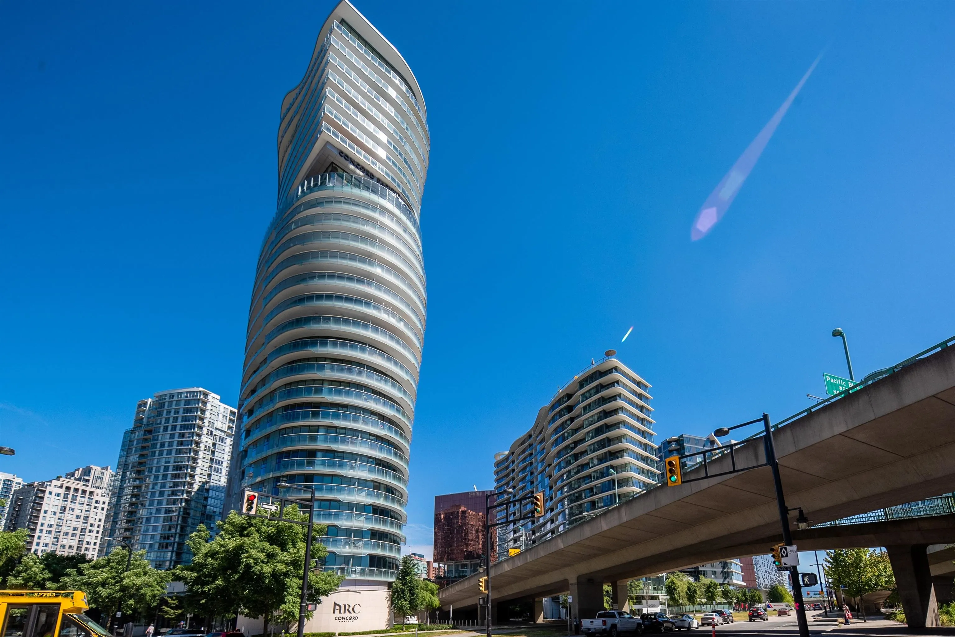 89 Nelson Street #2001