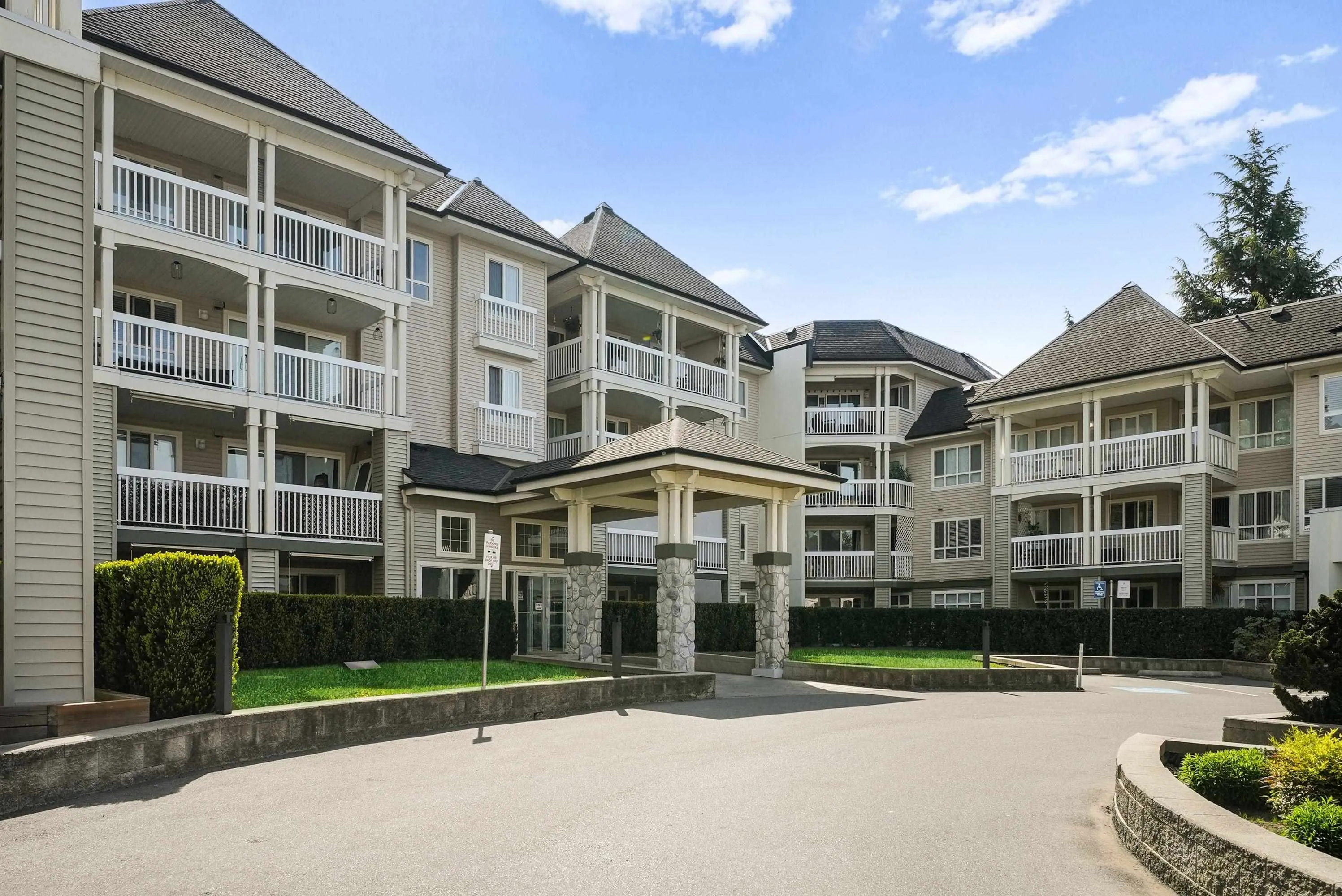 22022 49 Avenue #406