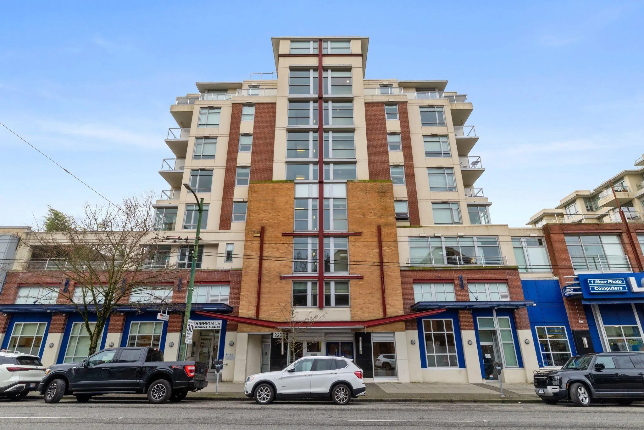 2228 W Broadway #608