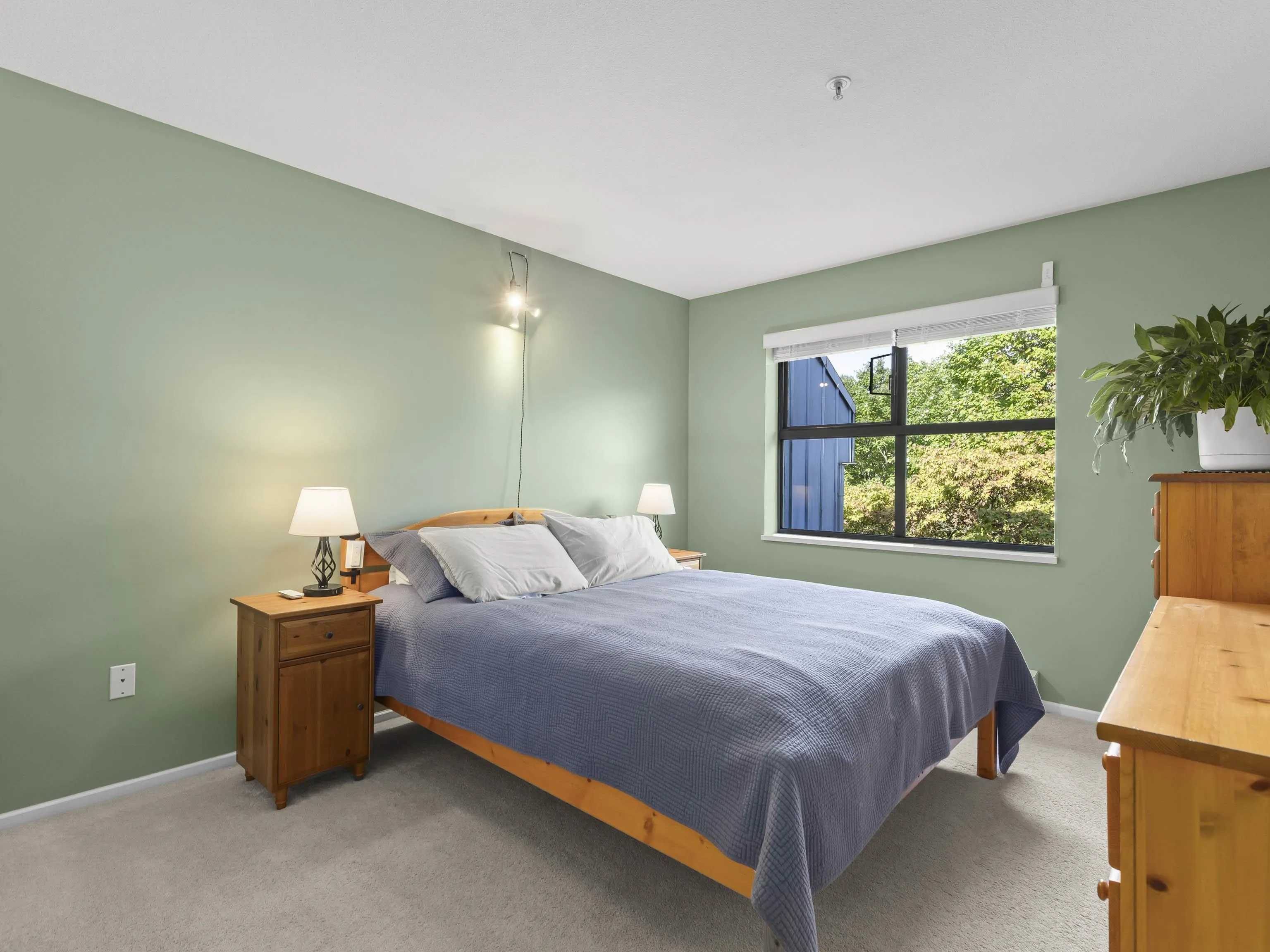 225 Newport Drive #408