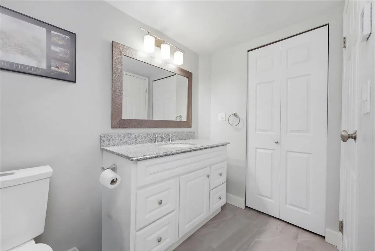 1005 W 7th Avenue #101