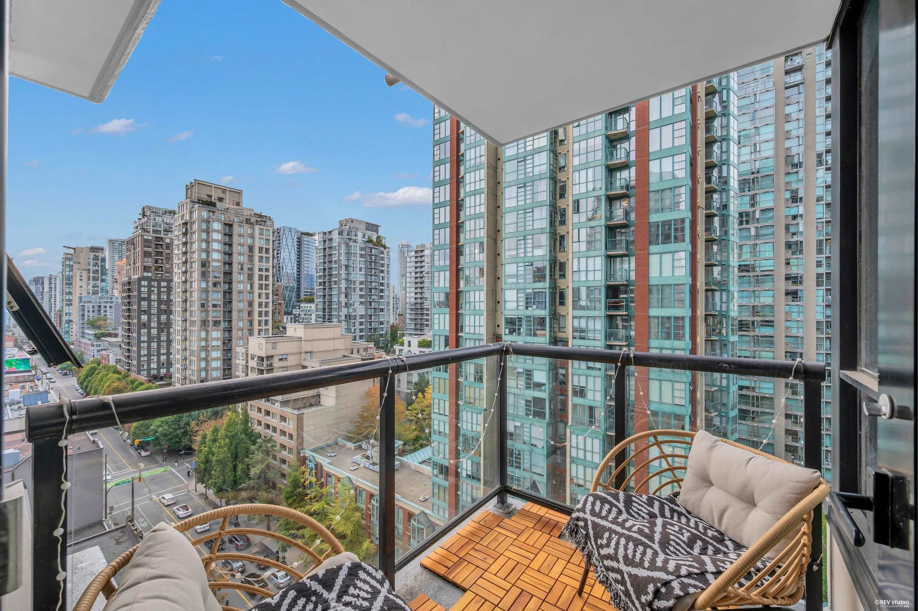 928 Homer Street #1401
