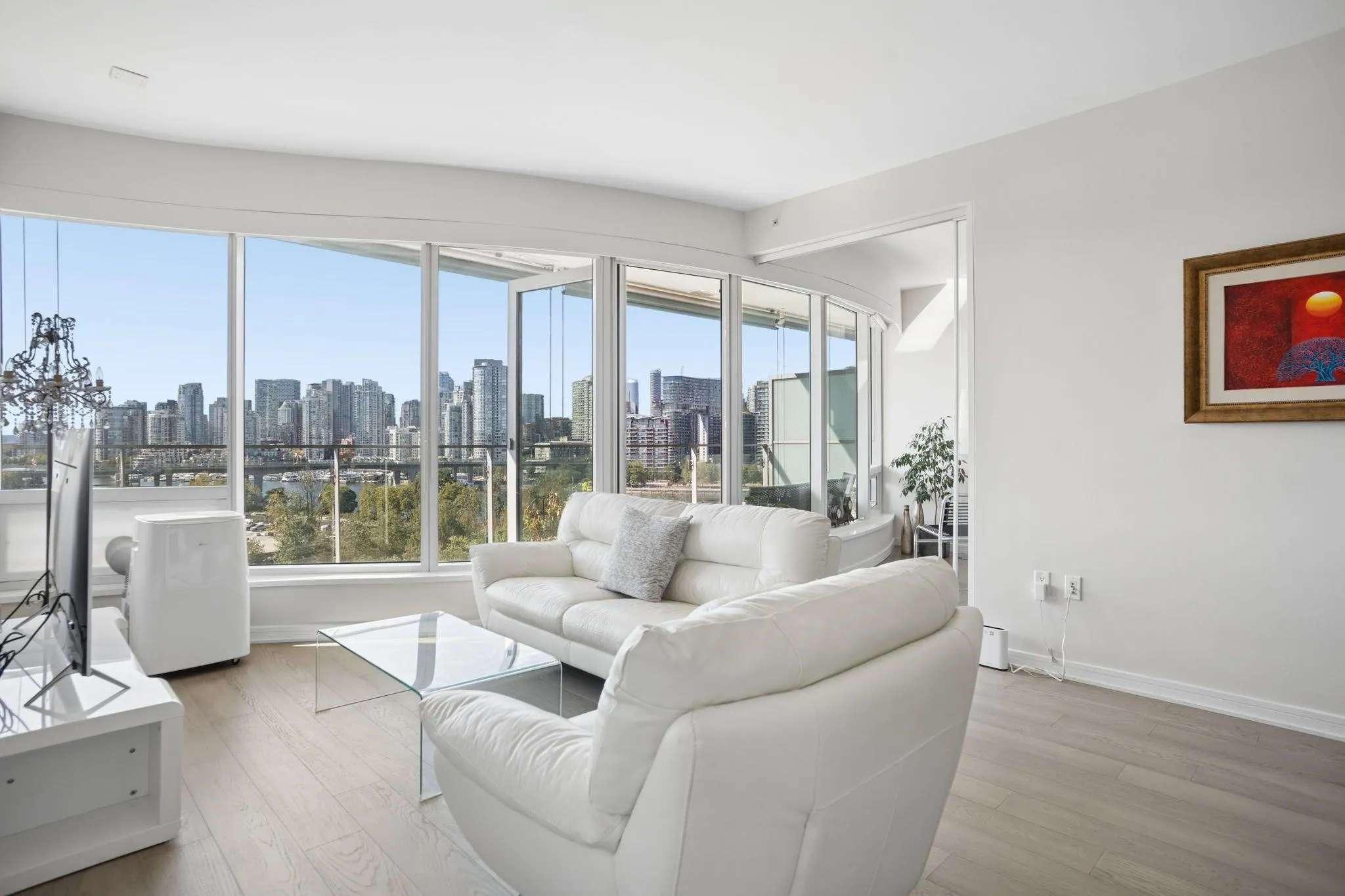 181 W 1st Avenue #906