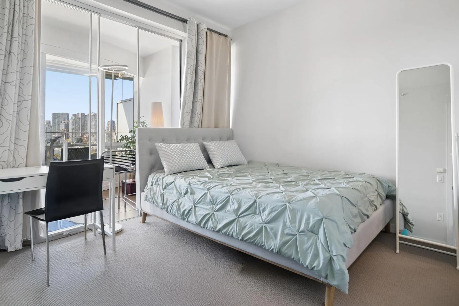 181 W 1st Avenue #906