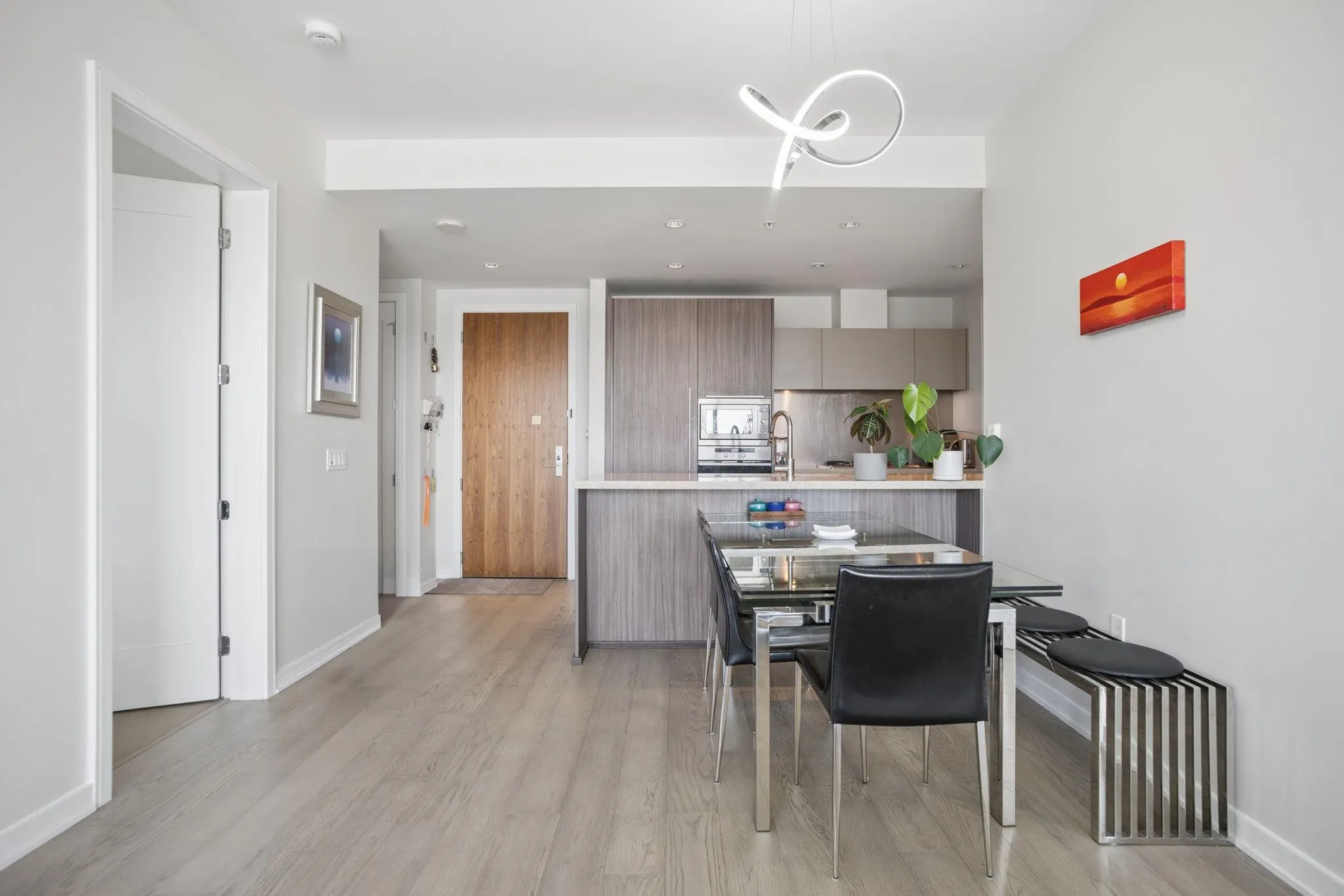 181 W 1st Avenue #906