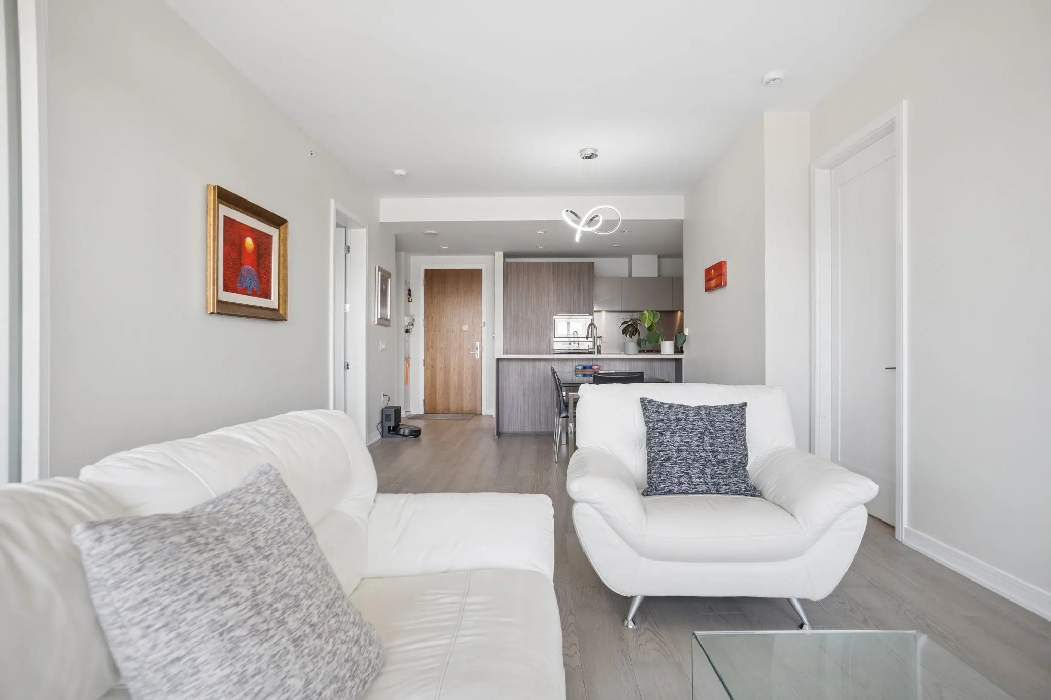 181 W 1st Avenue #906