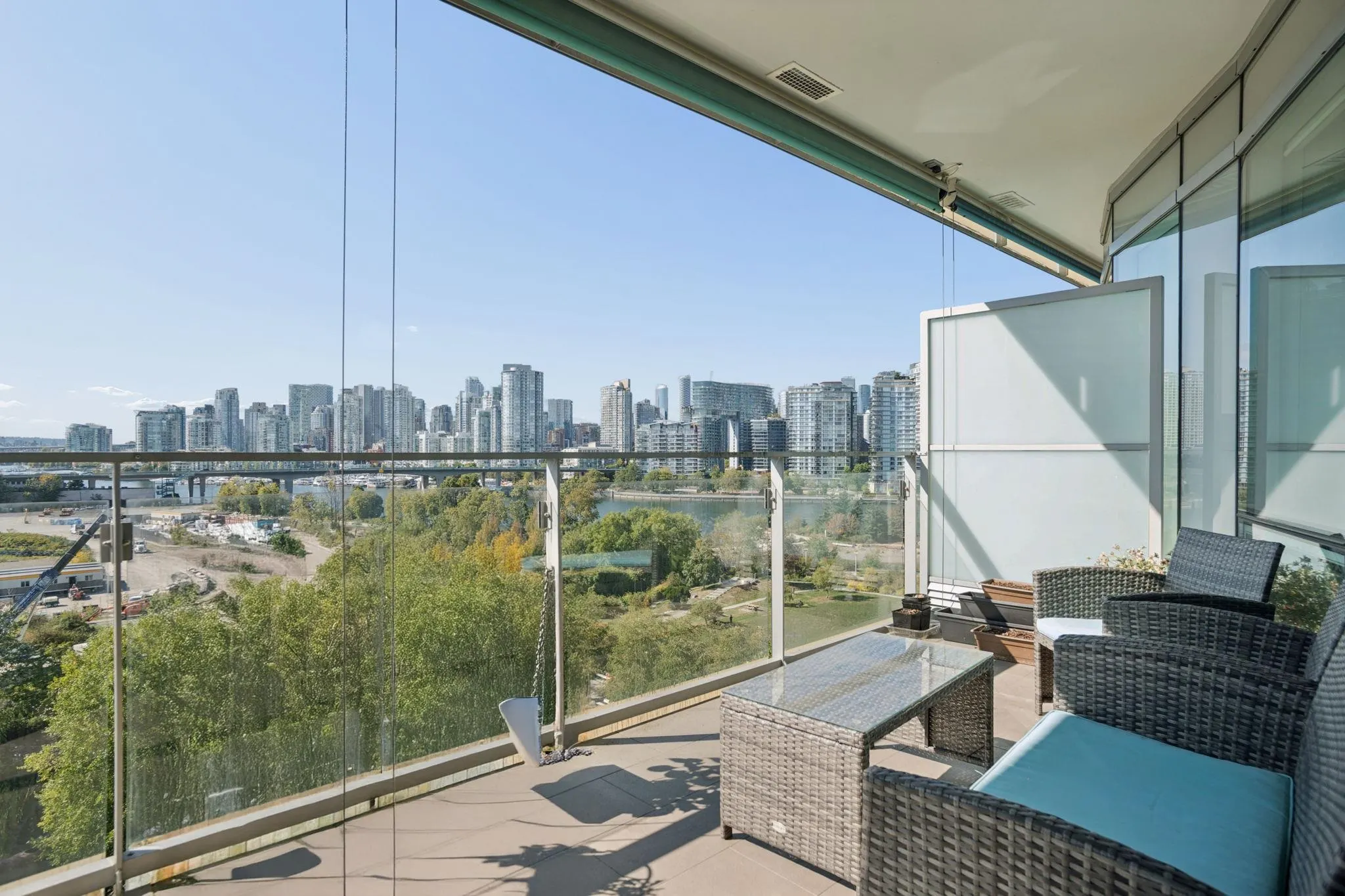 181 W 1st Avenue #906