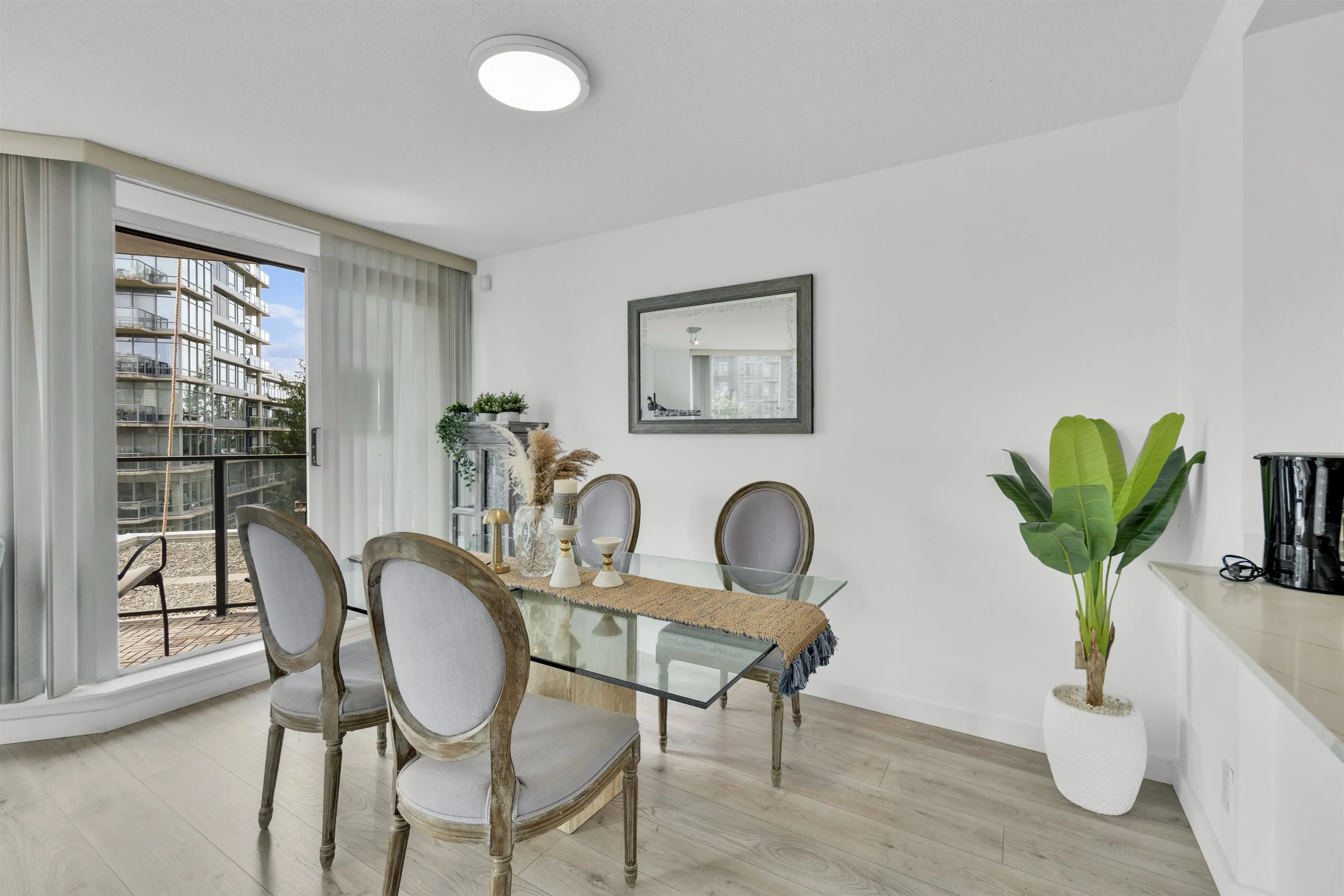 455 Beach Crescent #502