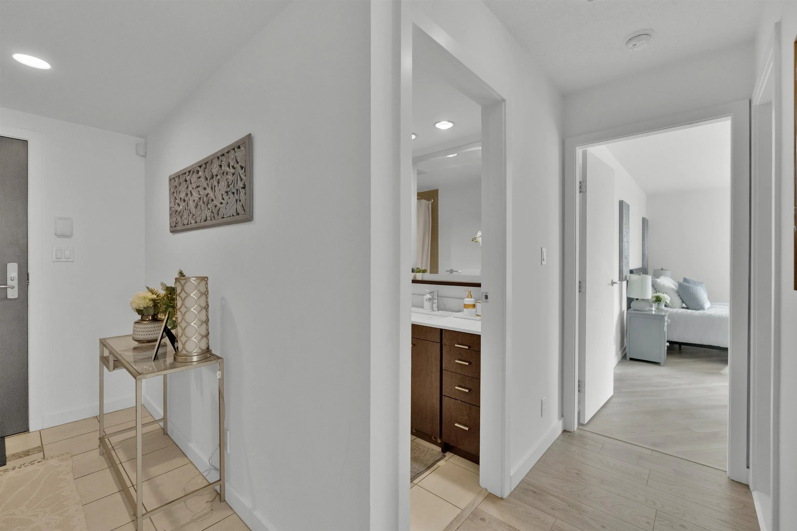 455 Beach Crescent #502
