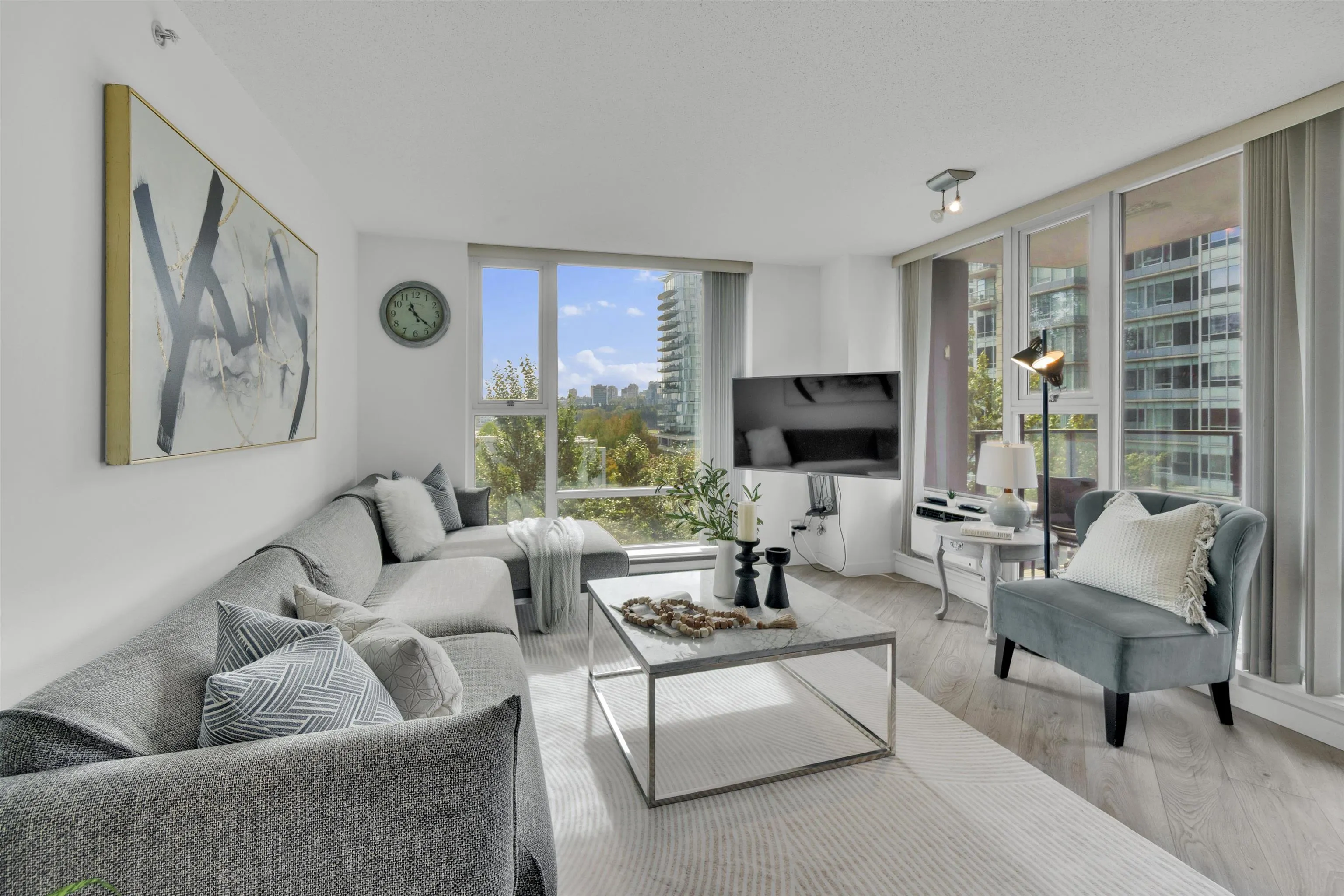 455 Beach Crescent #502