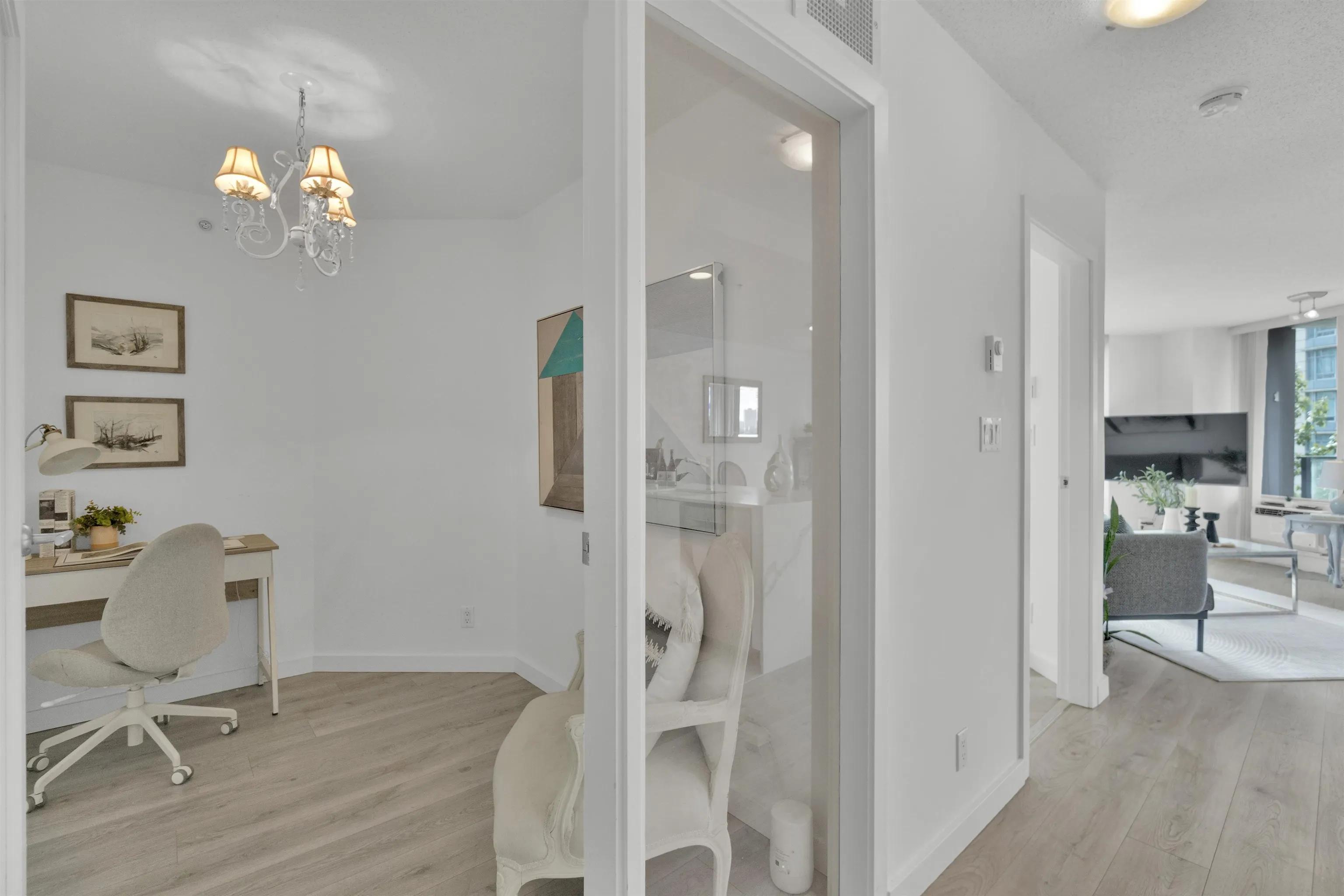 455 Beach Crescent #502