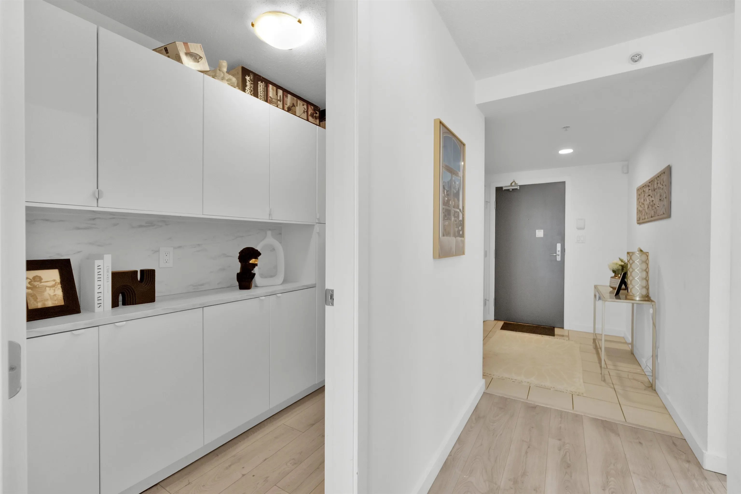 455 Beach Crescent #502