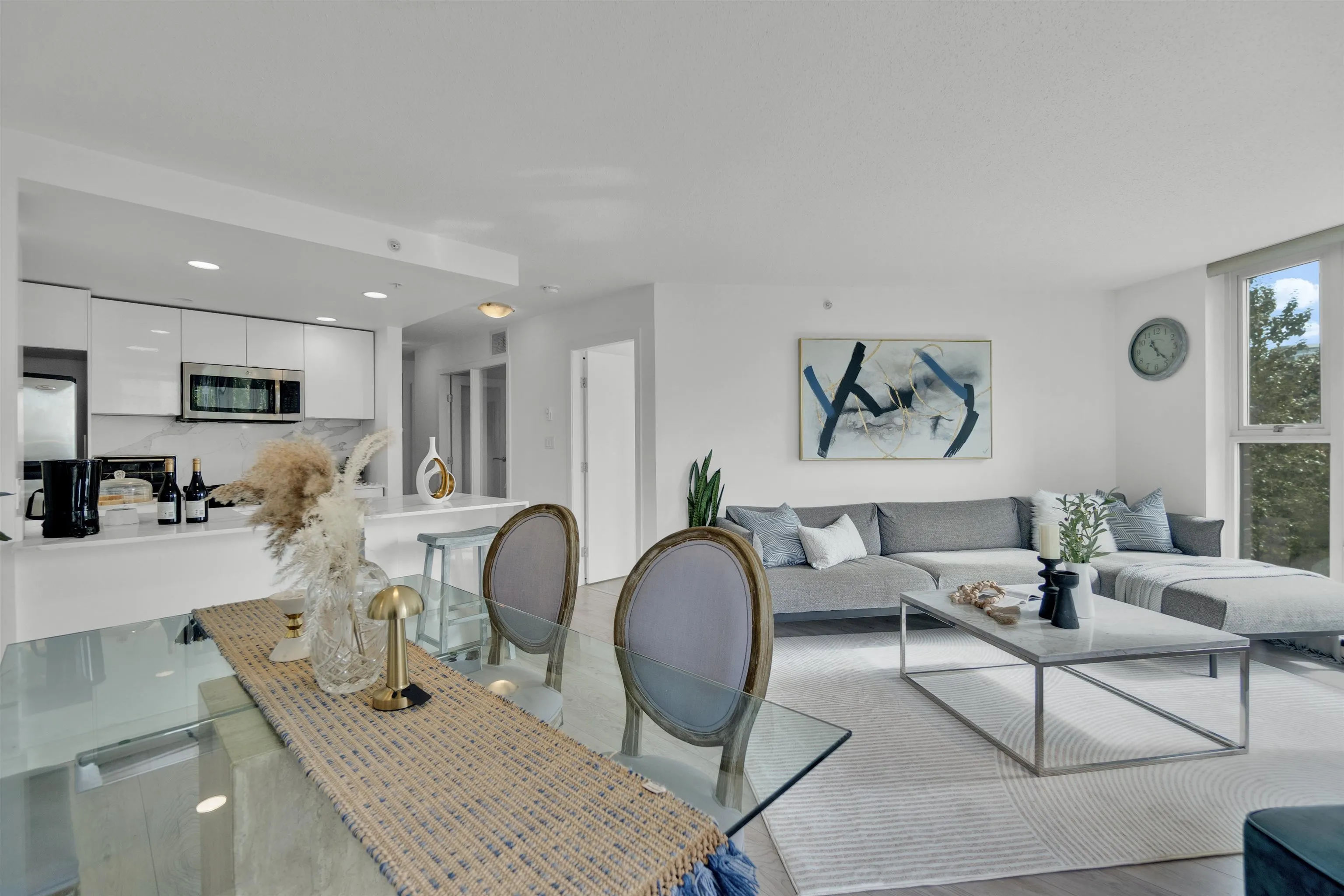 455 Beach Crescent #502