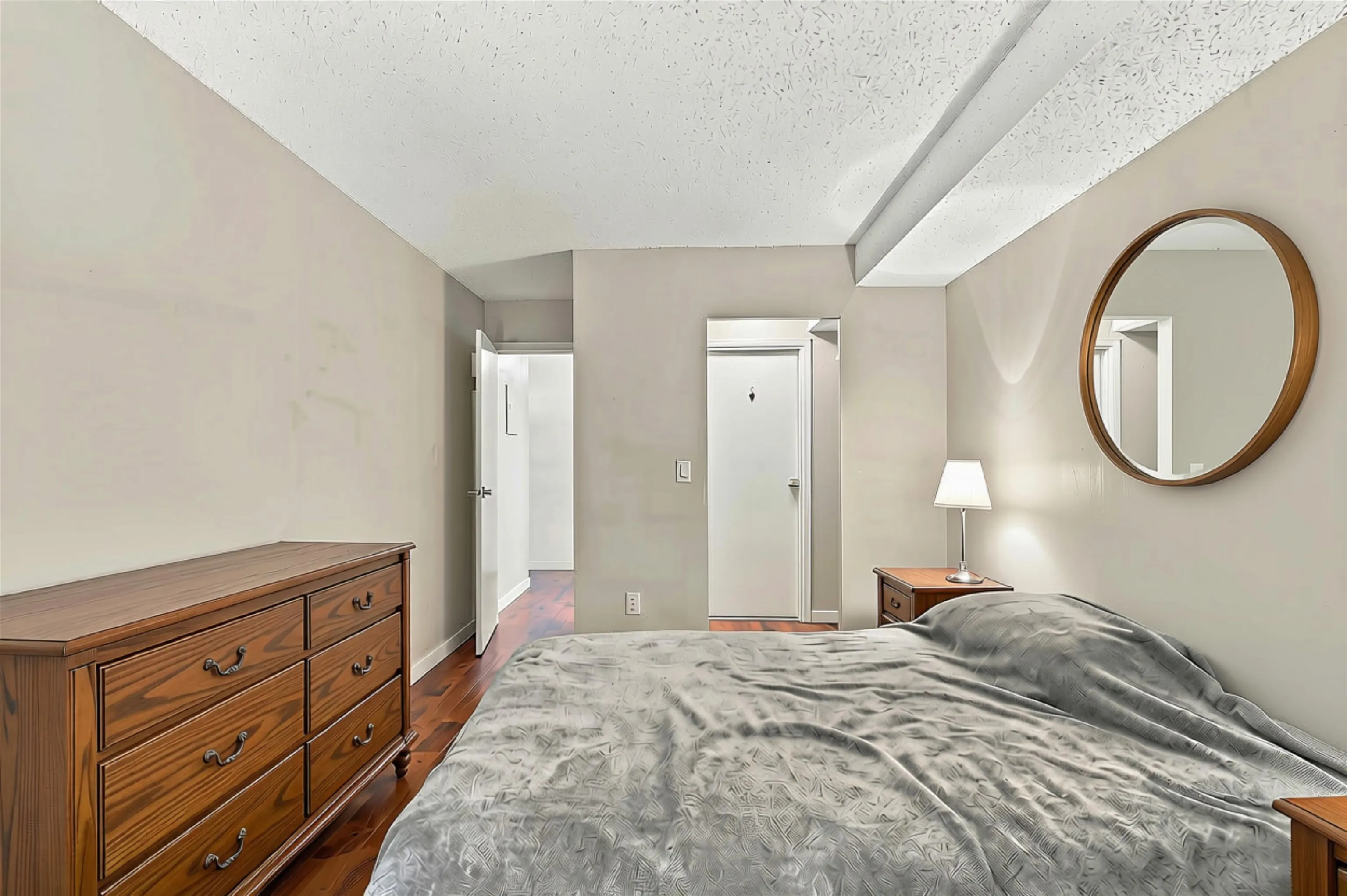423 Agnes Street #109