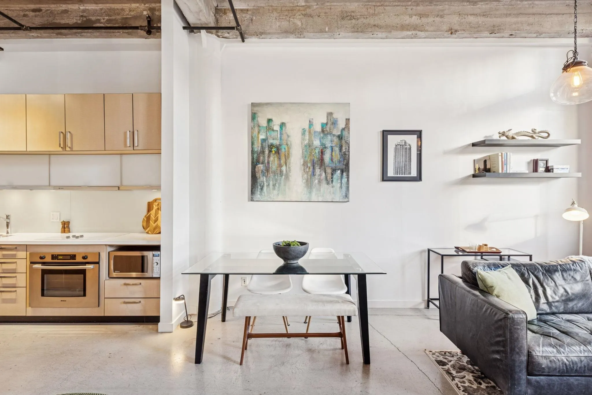 546 Beatty Street #206