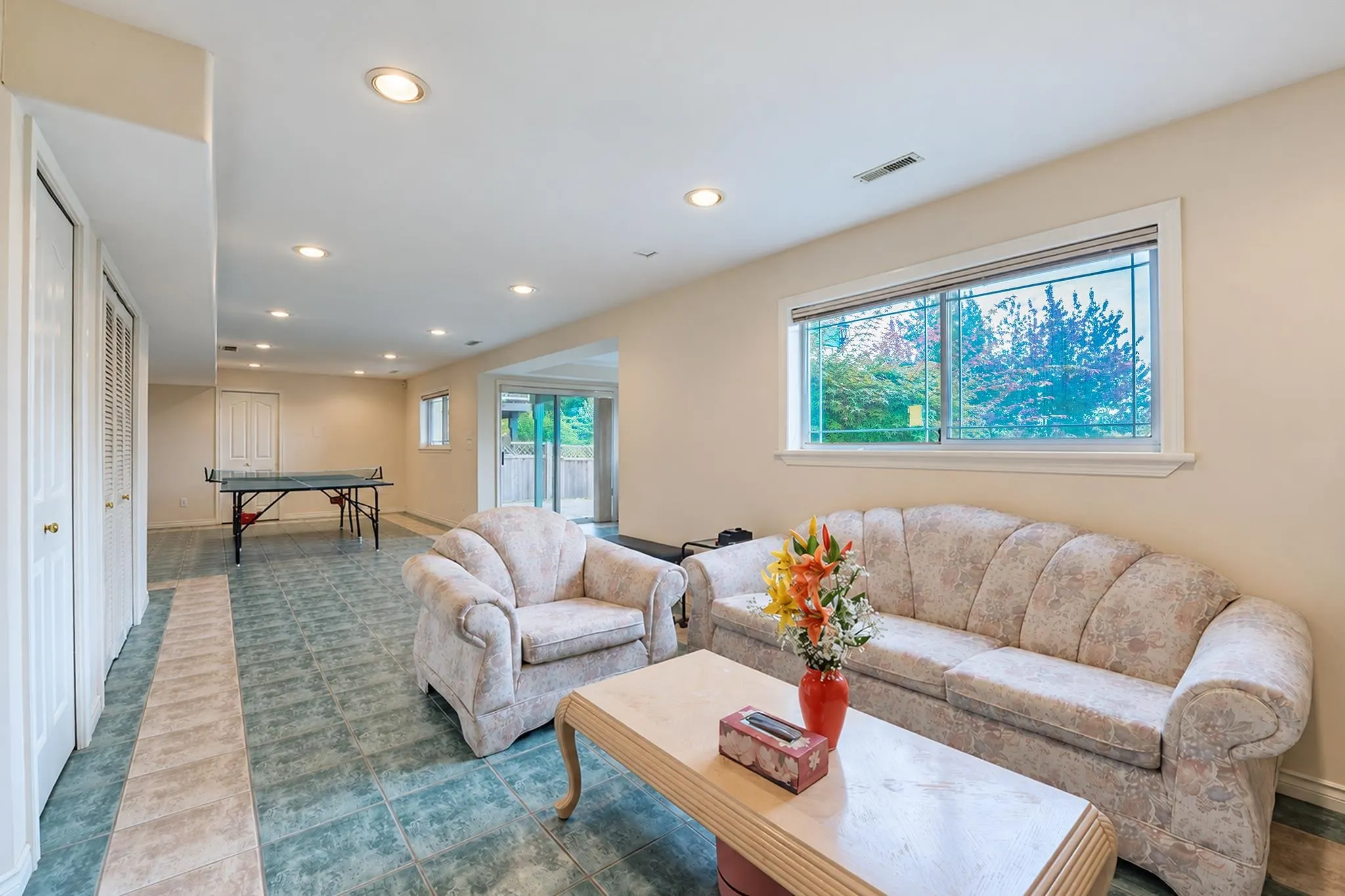 1683 Kingfisher Crescent