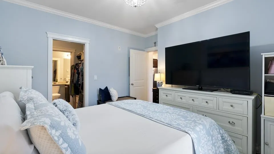 17712 57a Avenue #213