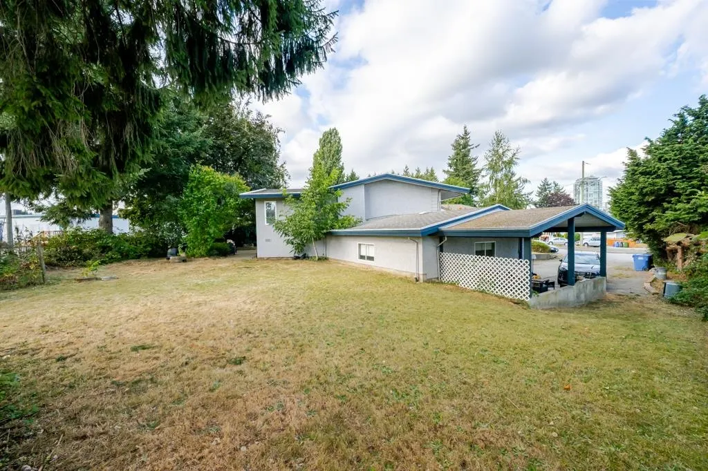 32670 Avalon Crescent