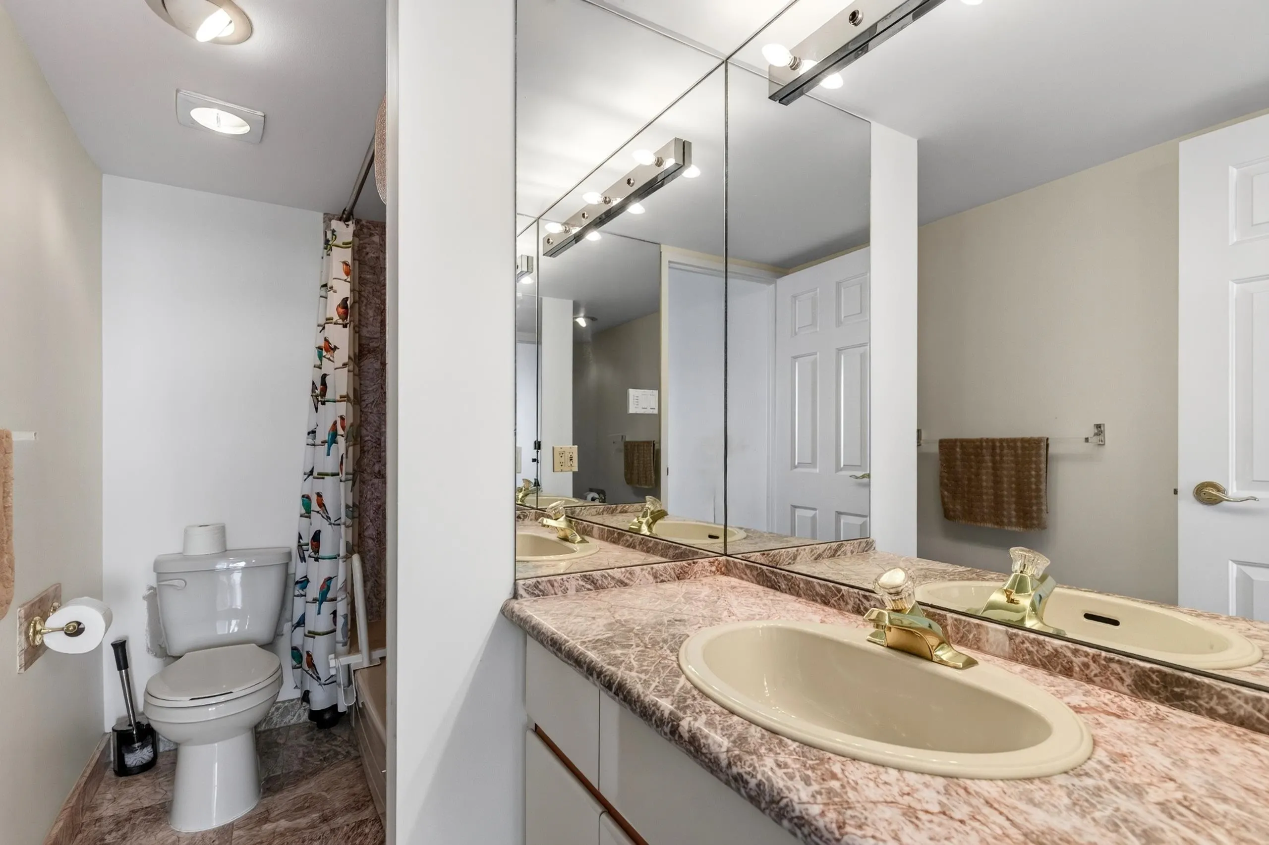 1995 Beach Avenue #1402