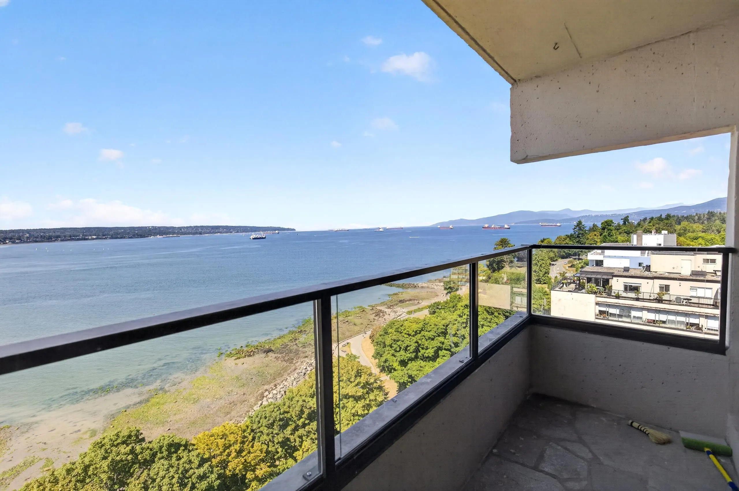 1995 Beach Avenue #1402