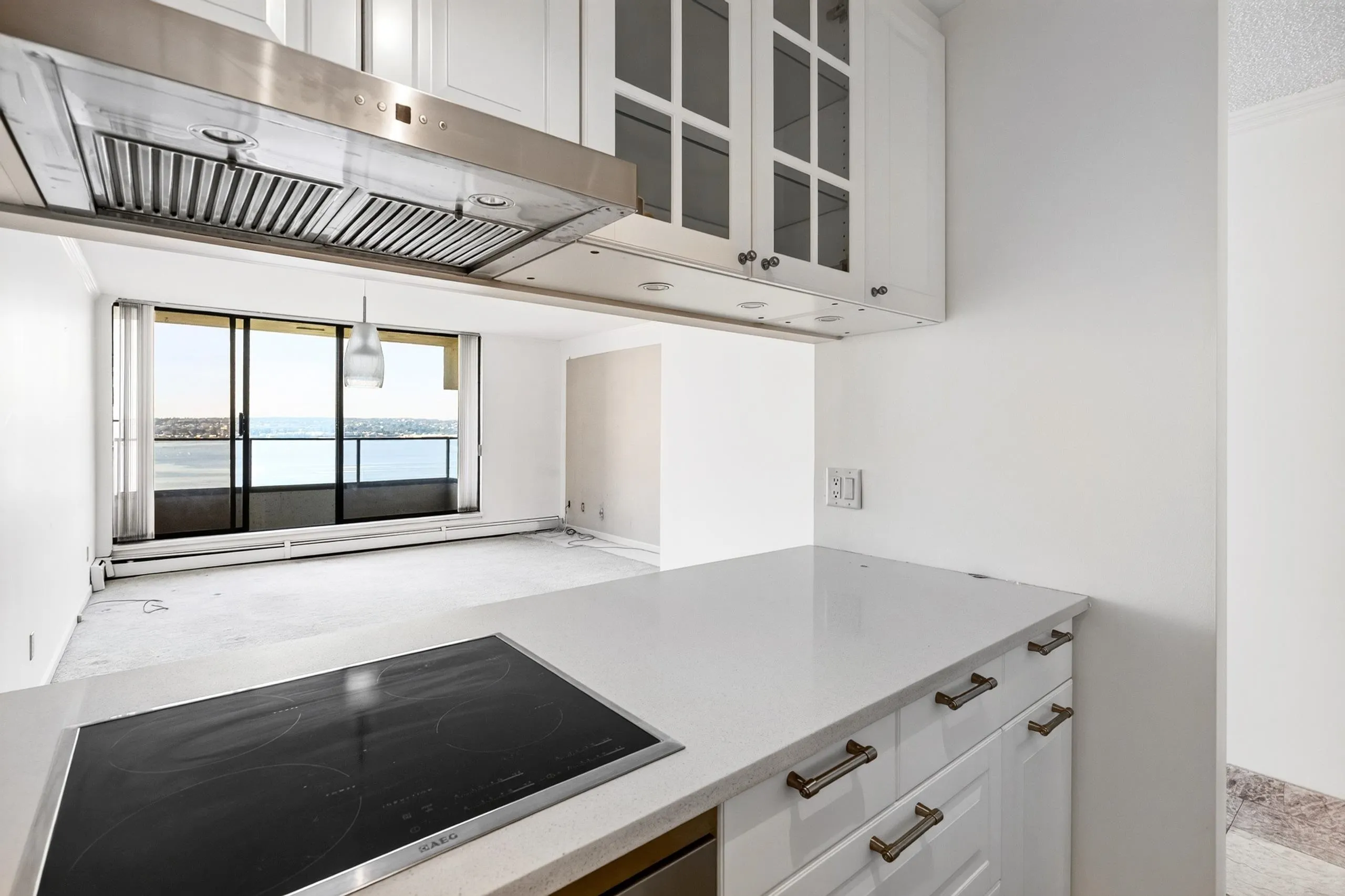 1995 Beach Avenue #1402