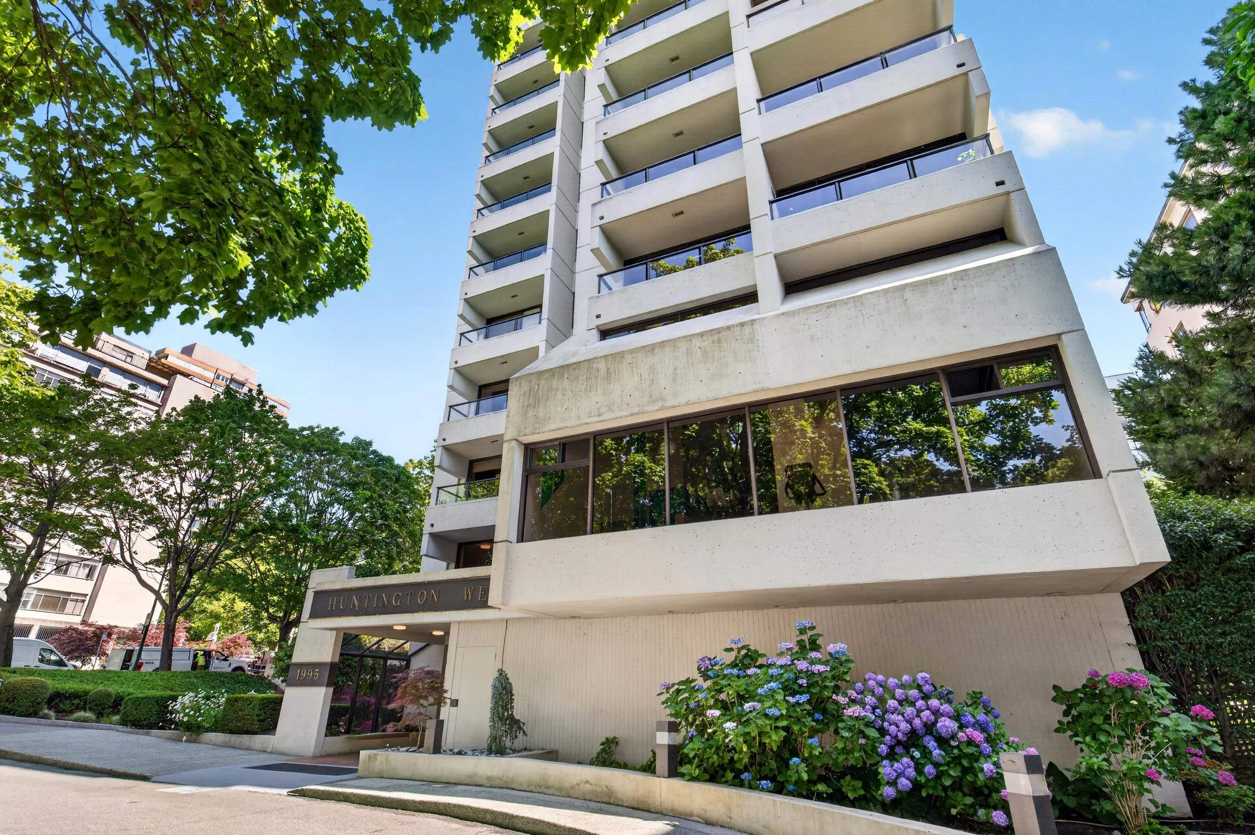 1995 Beach Avenue #1402