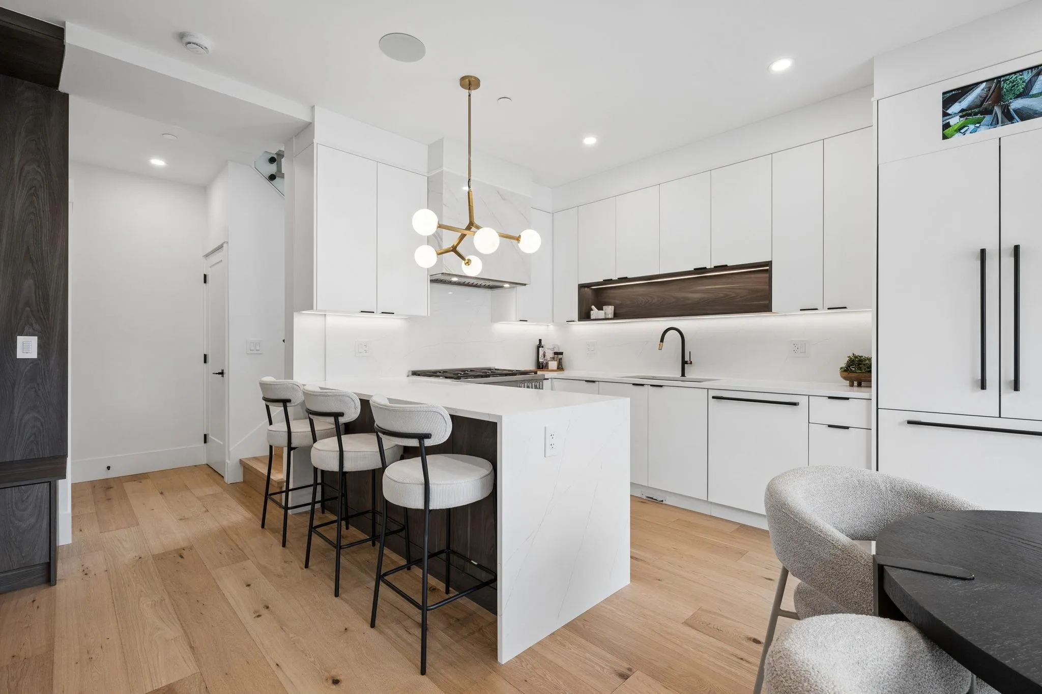 4549 W 11th Avenue #2