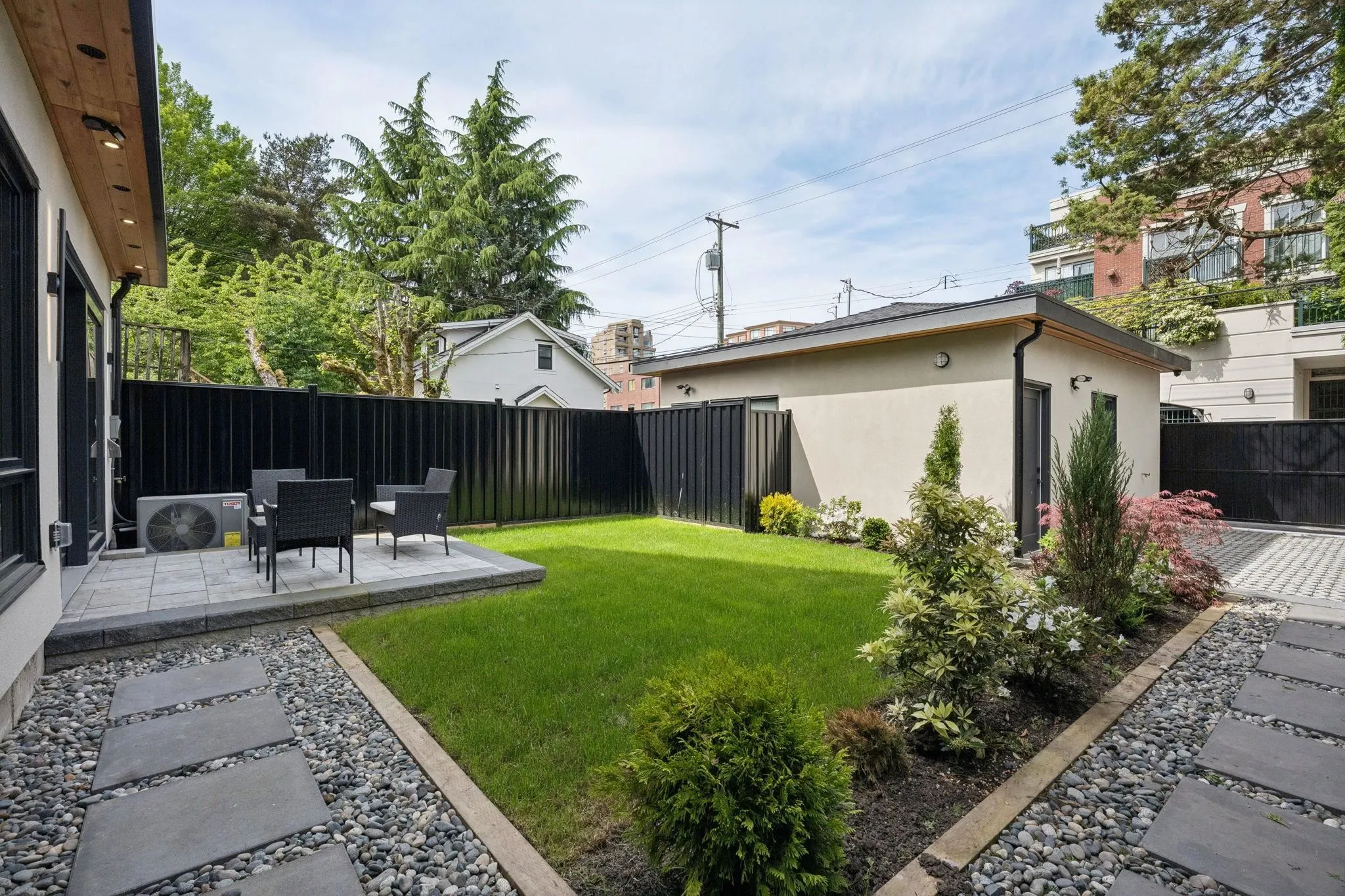 4549 W 11th Avenue #2