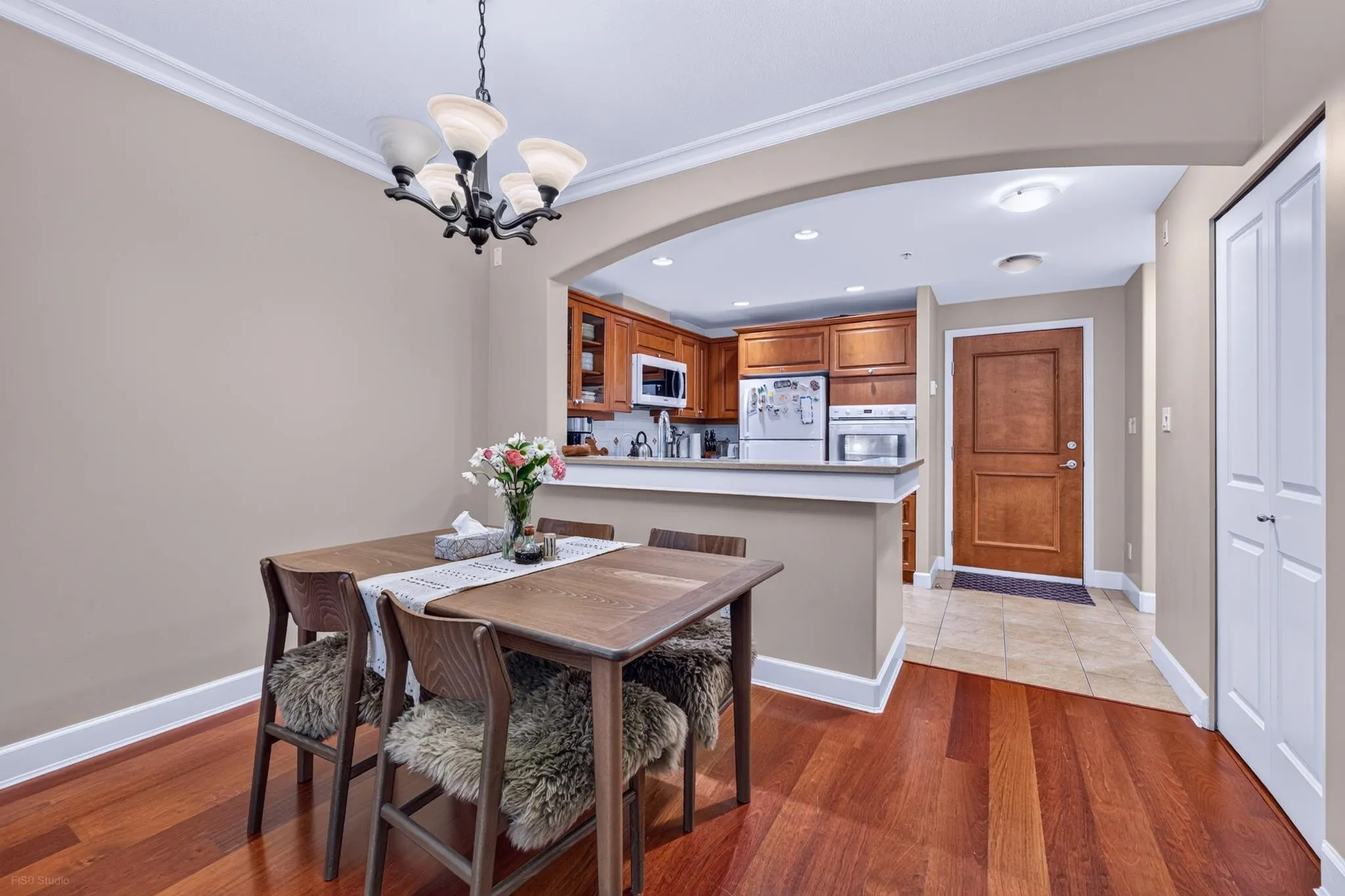 5770 Oak Street #213
