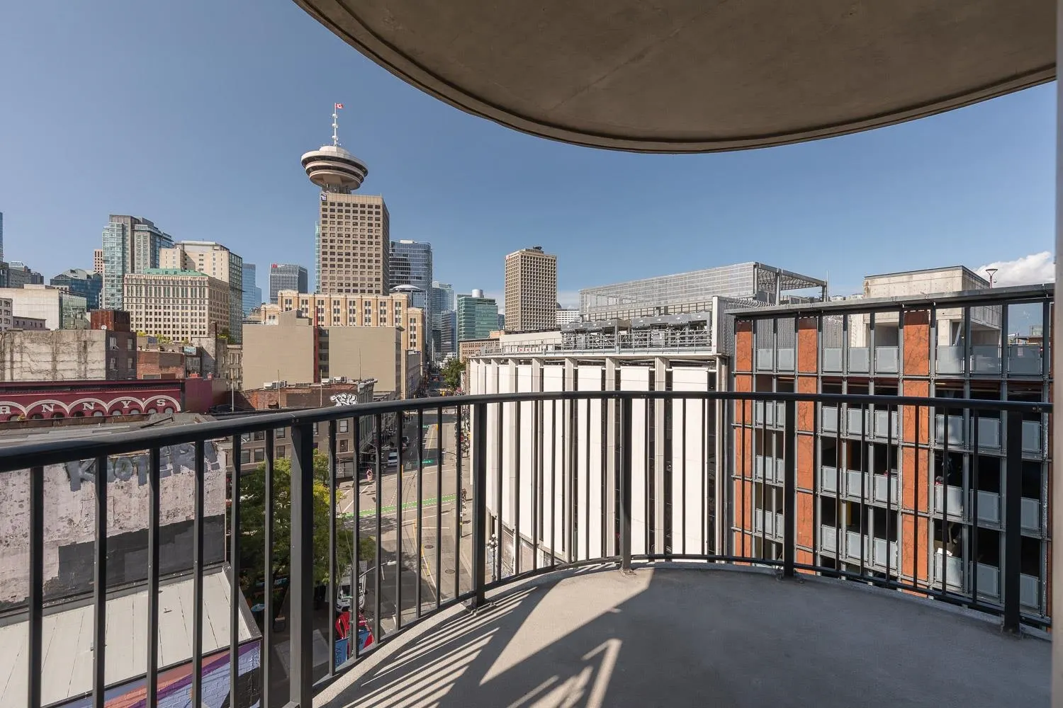 128 W Cordova Street #810