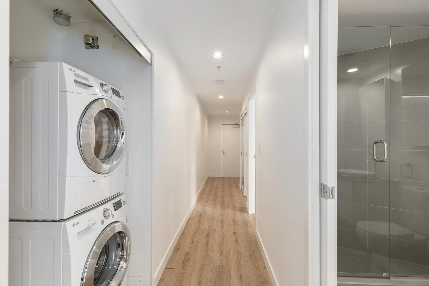 128 W Cordova Street #810