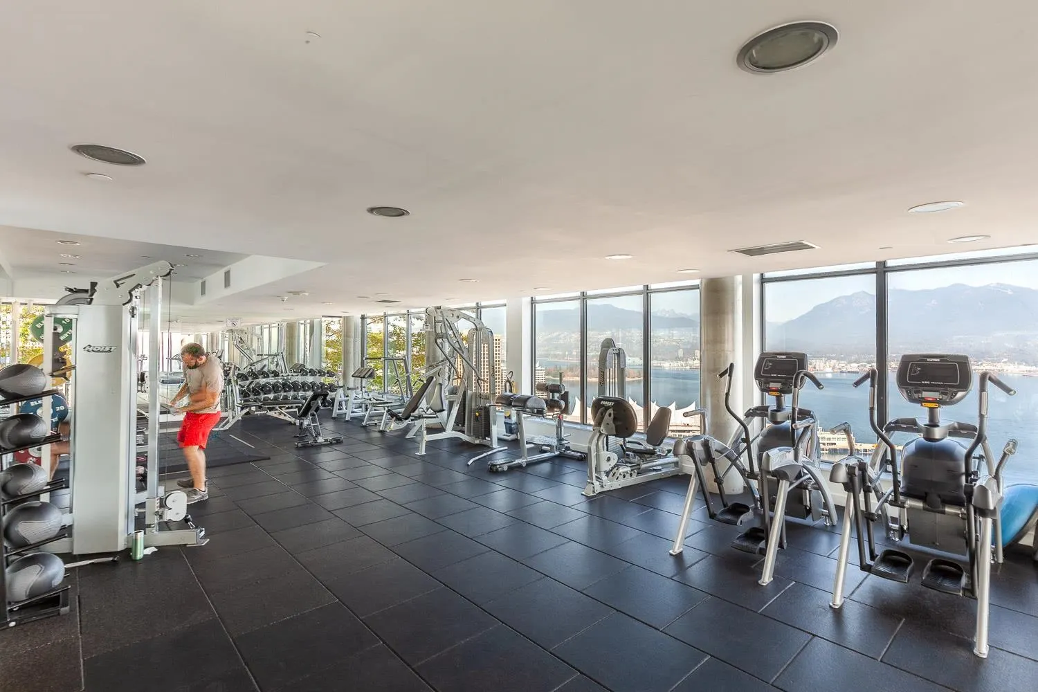 128 W Cordova Street #810