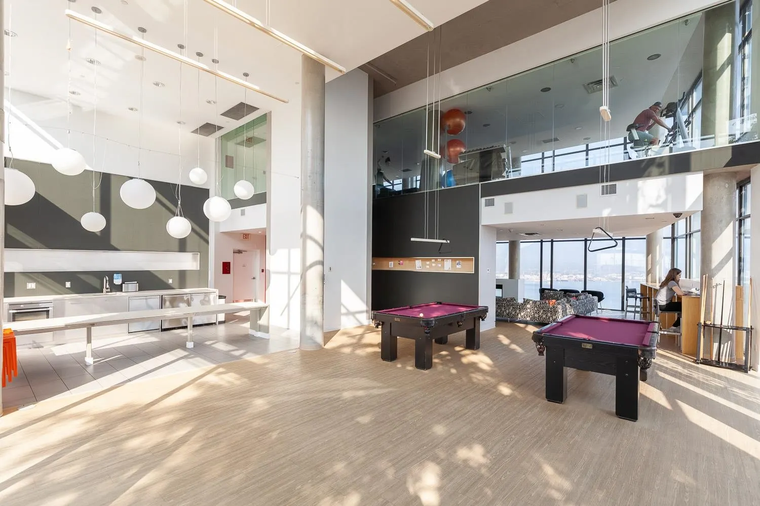 128 W Cordova Street #810