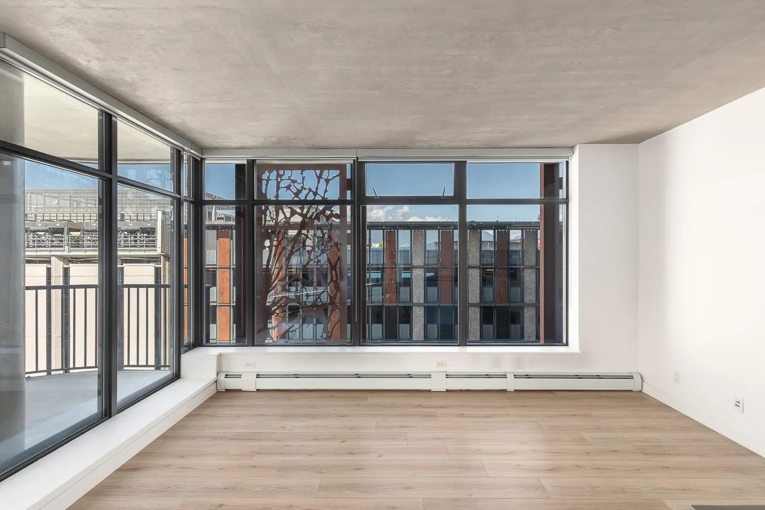 128 W Cordova Street #810