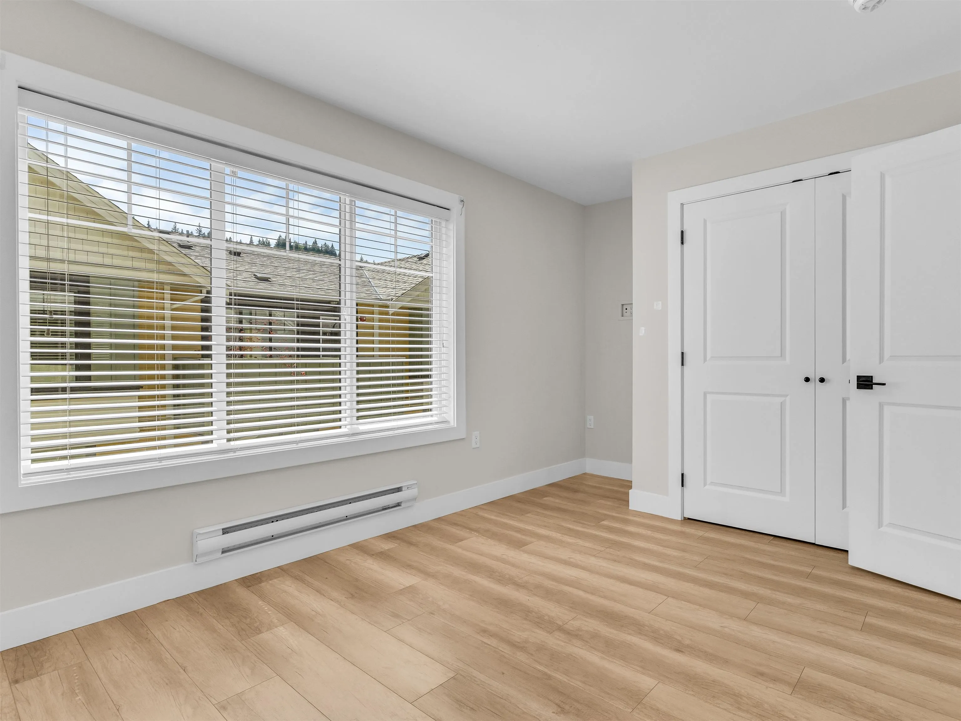 80 Elgin Street #208