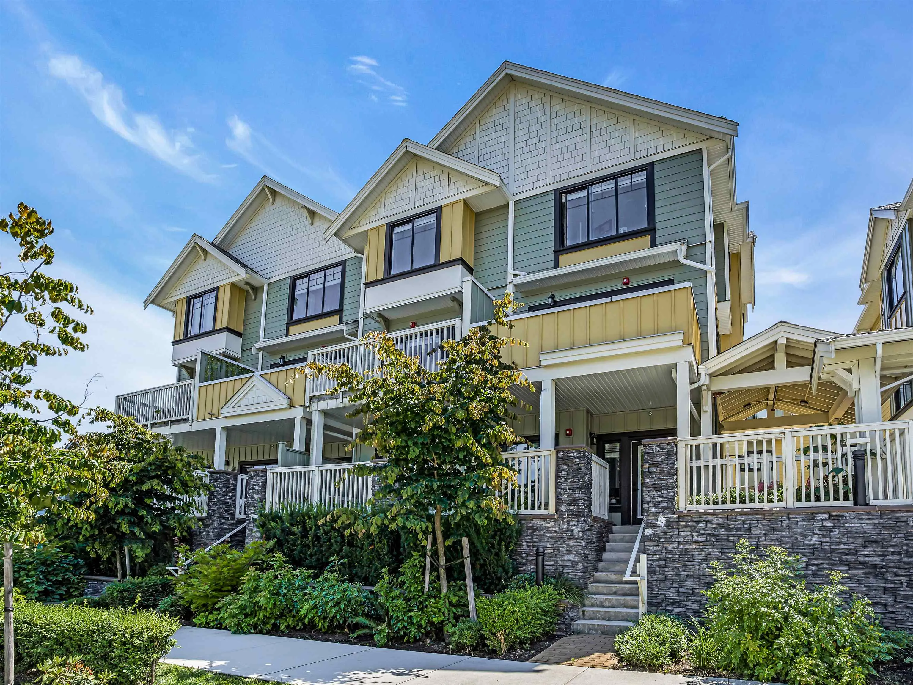 80 Elgin Street #208