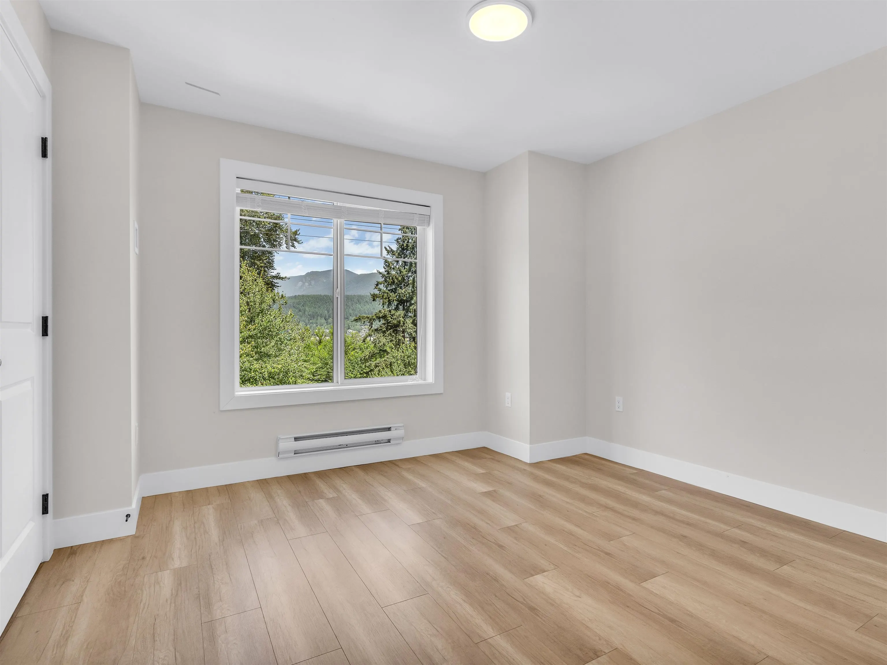 80 Elgin Street #208