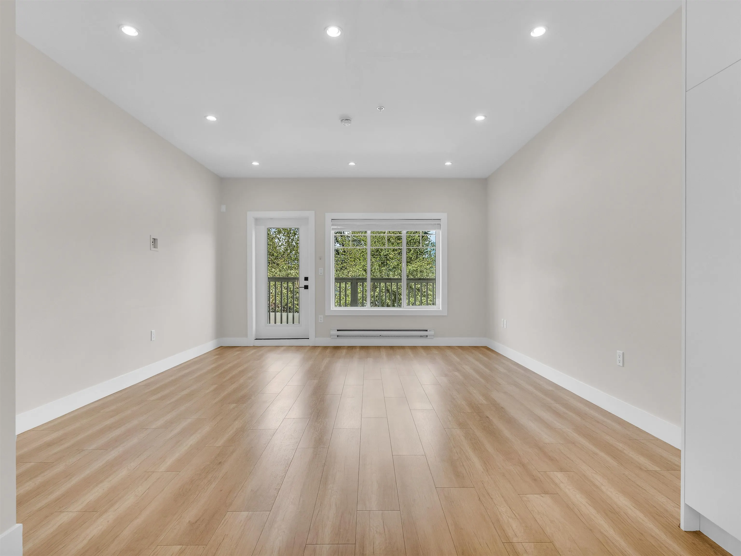 80 Elgin Street #208