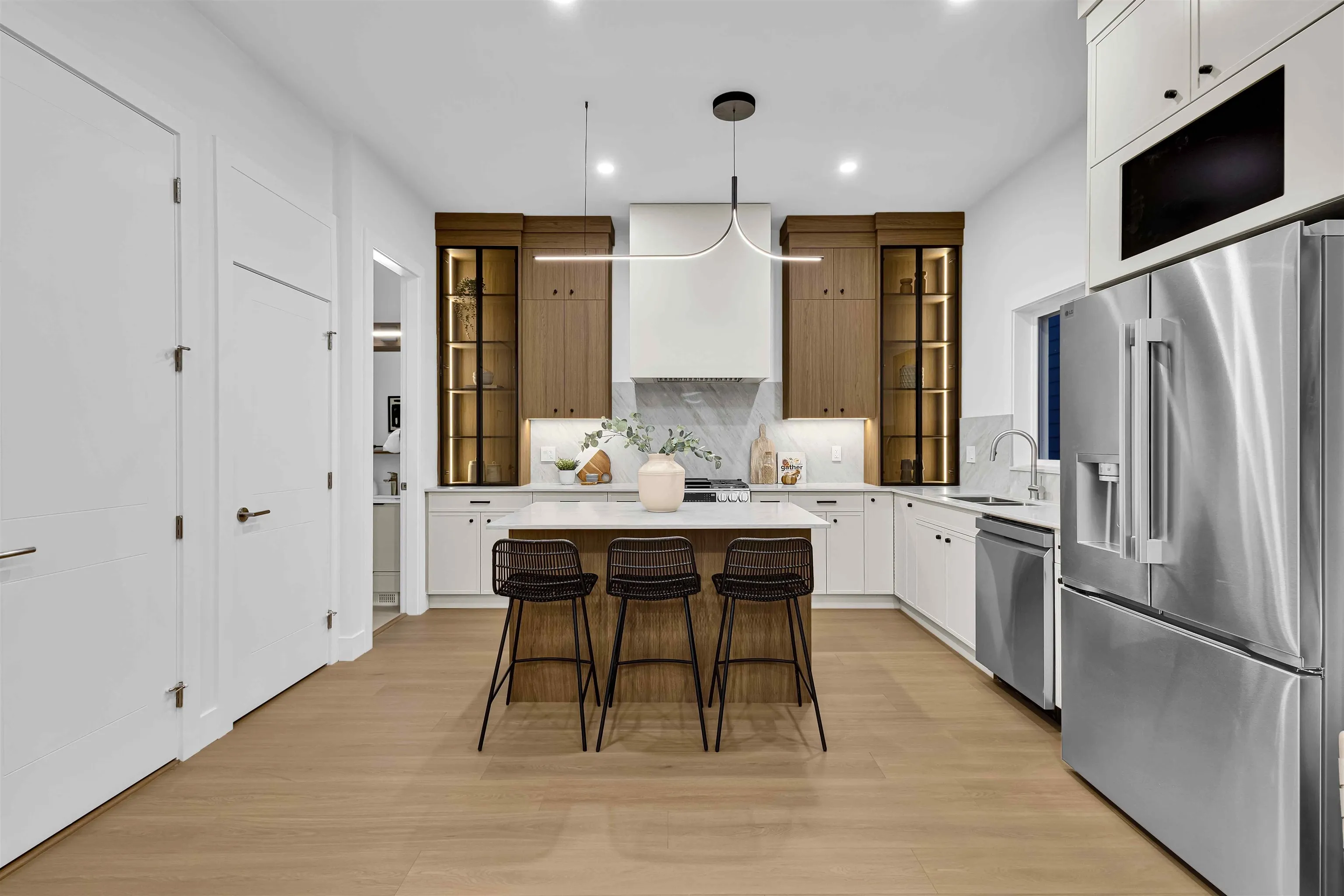 6350 138 Street #102