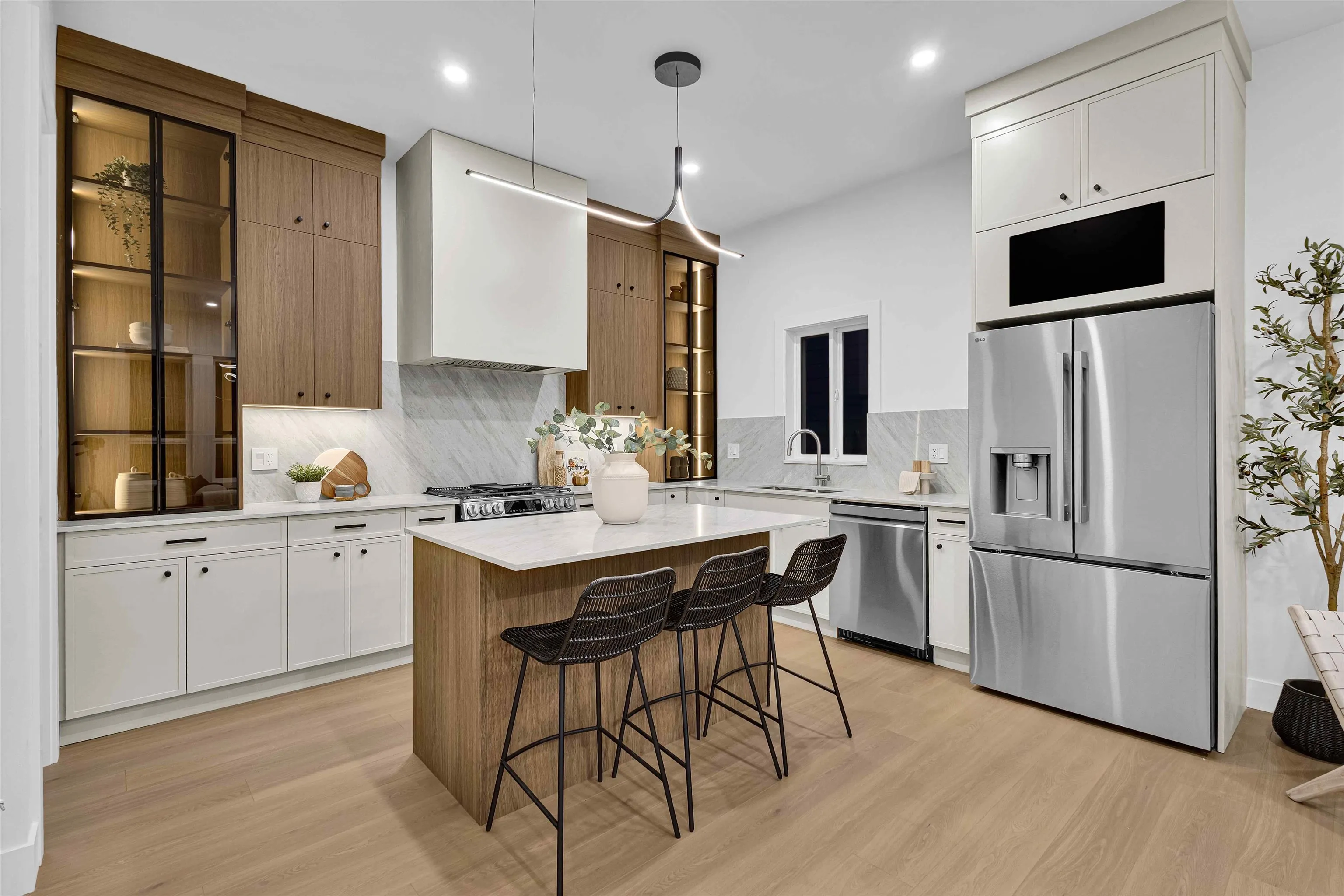 6350 138 Street #102