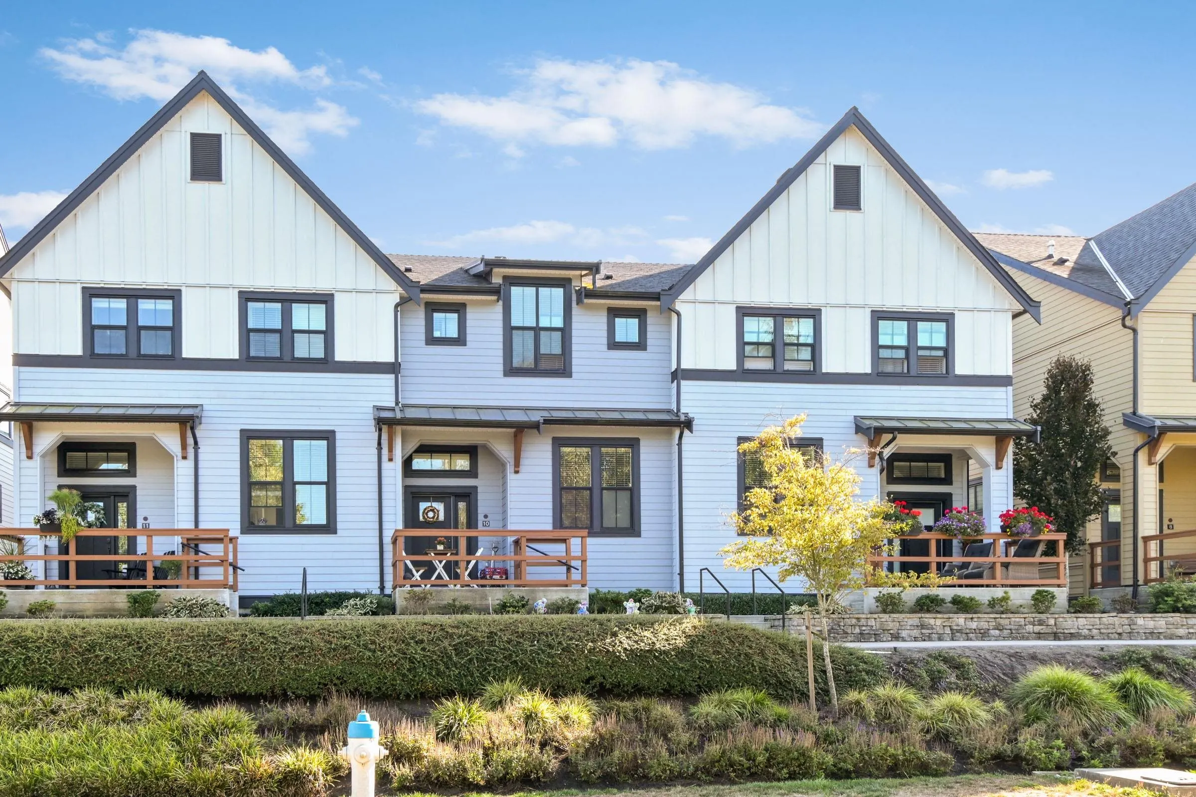 6429 Market Avenue #10