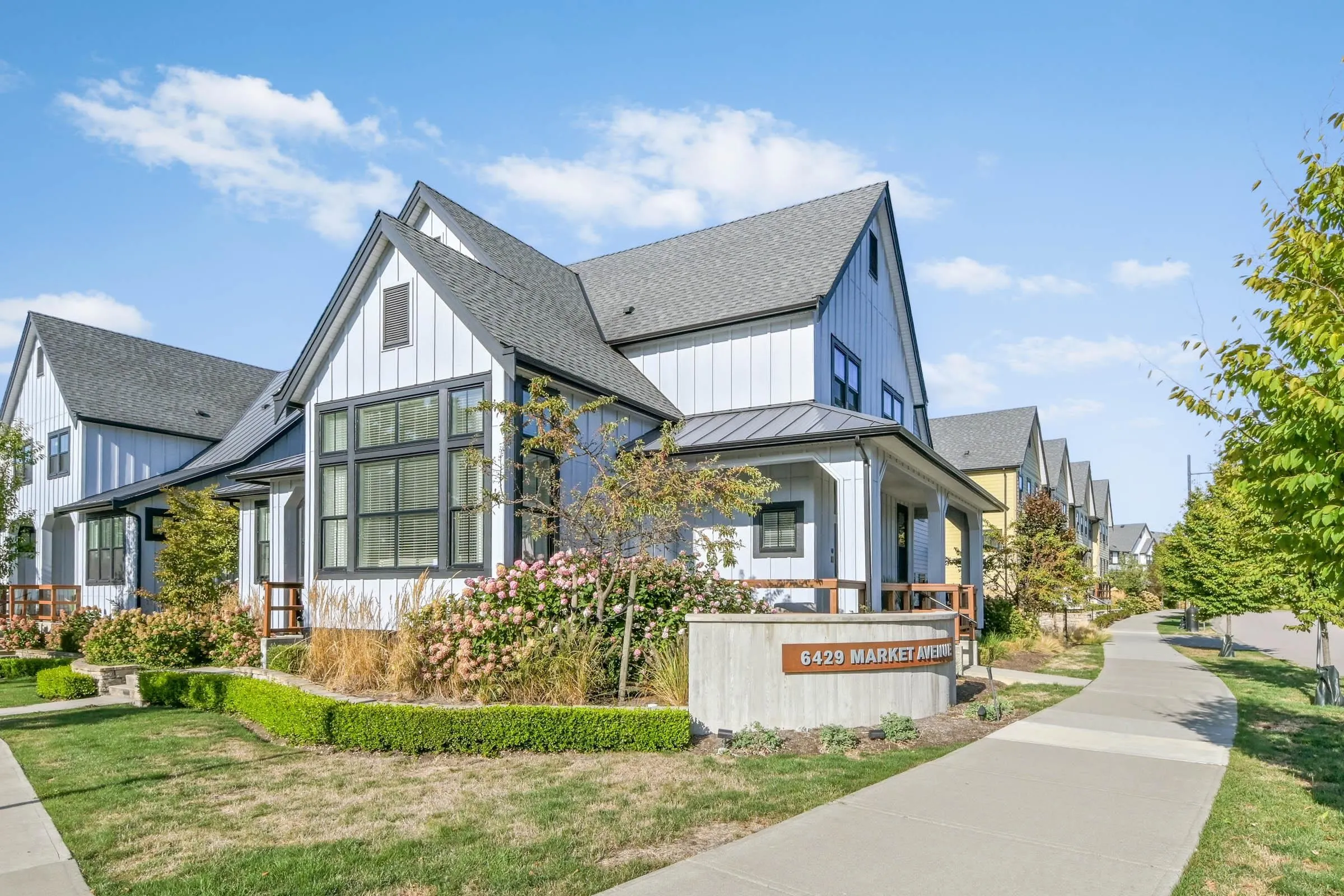 6429 Market Avenue #10