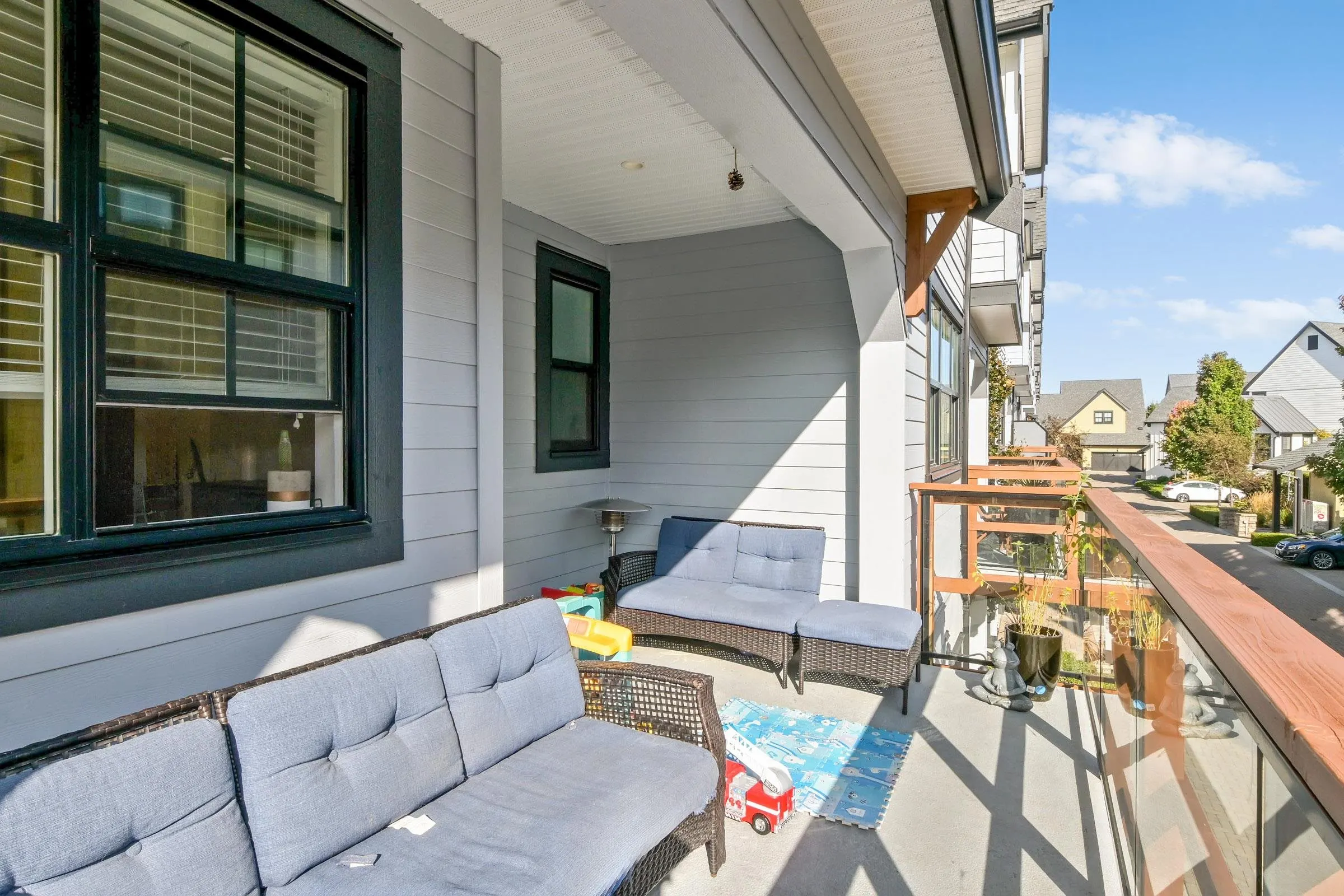 6429 Market Avenue #10